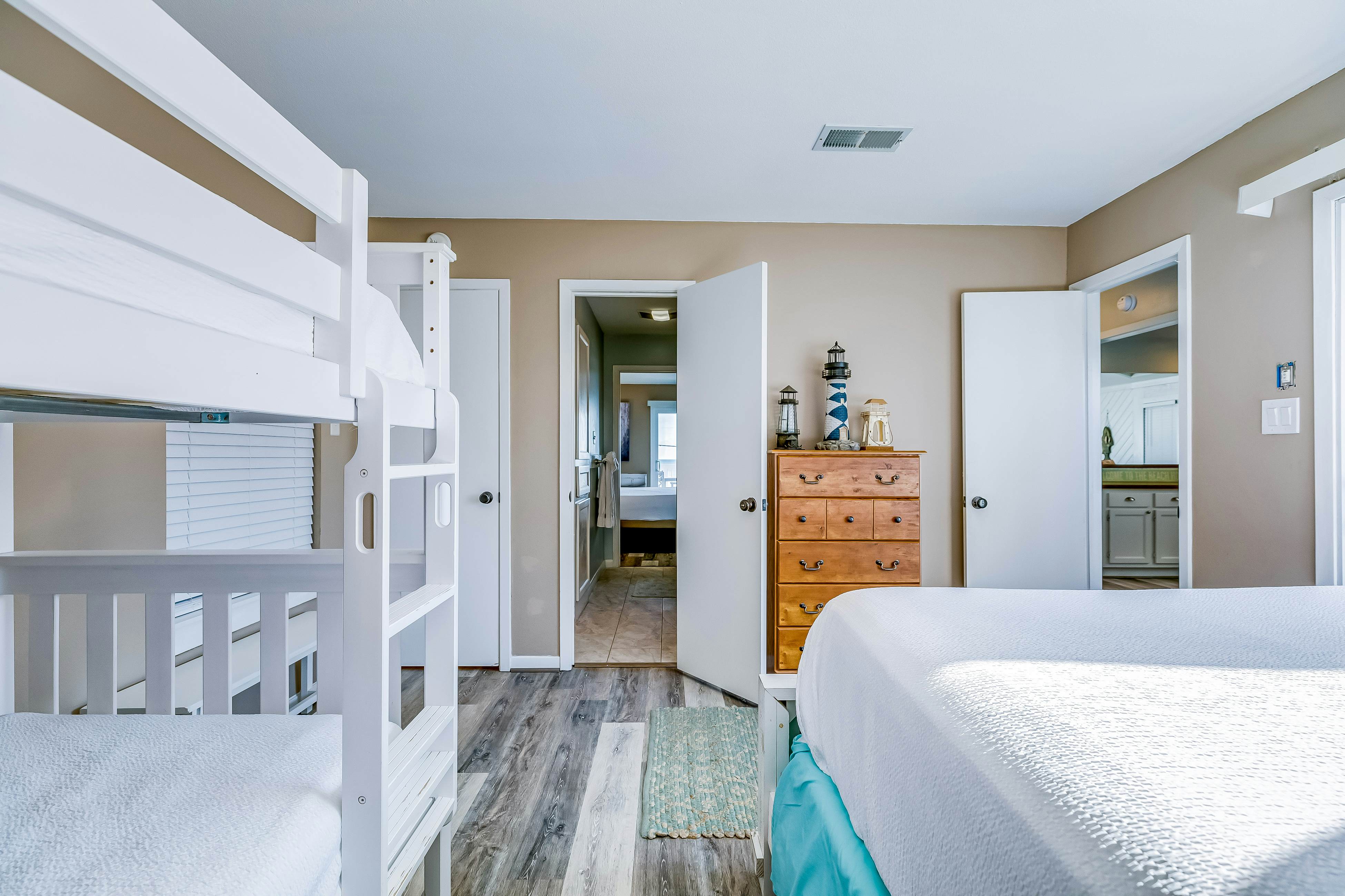 Endless Summer at Bermuda Beach