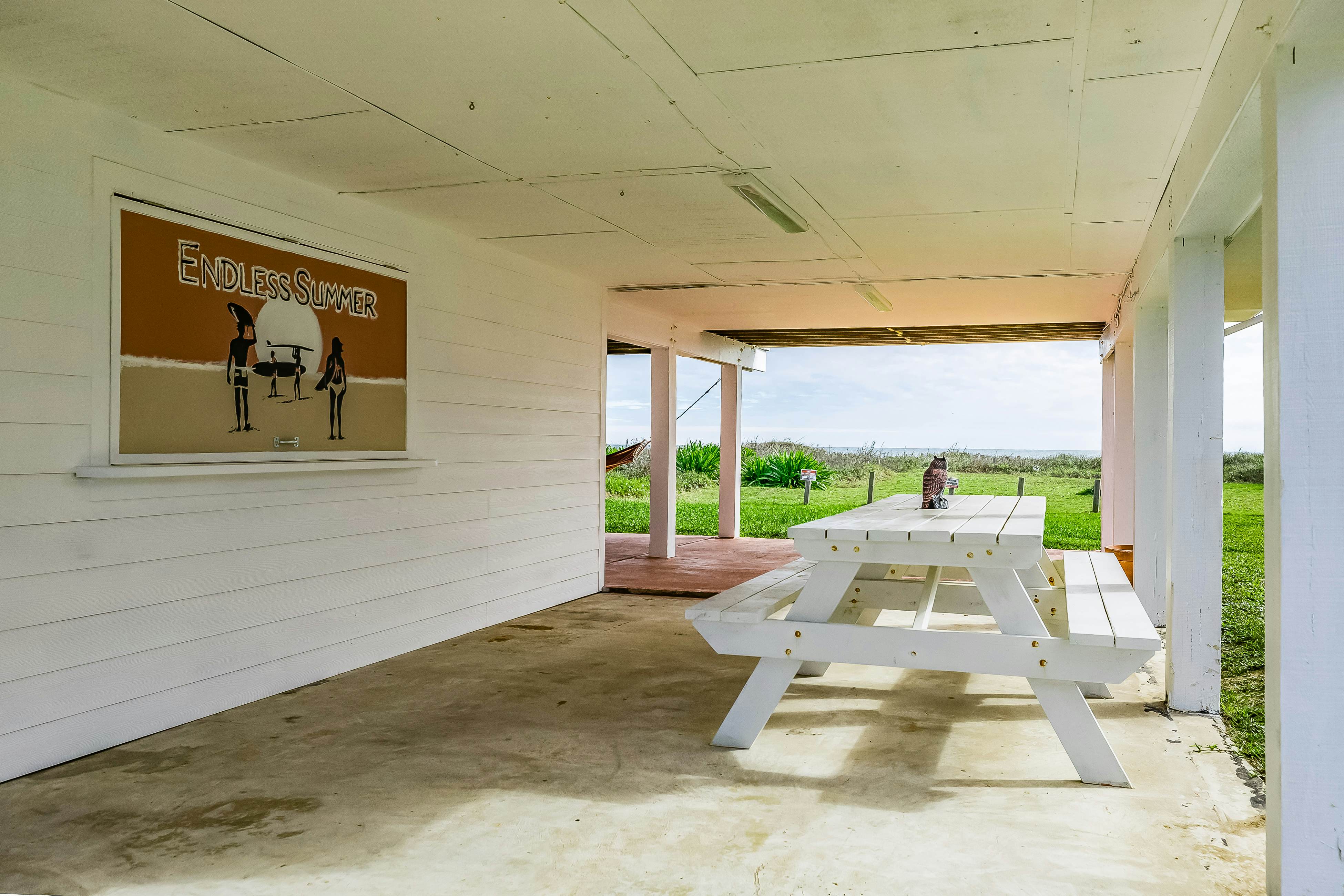 Endless Summer at Bermuda Beach
