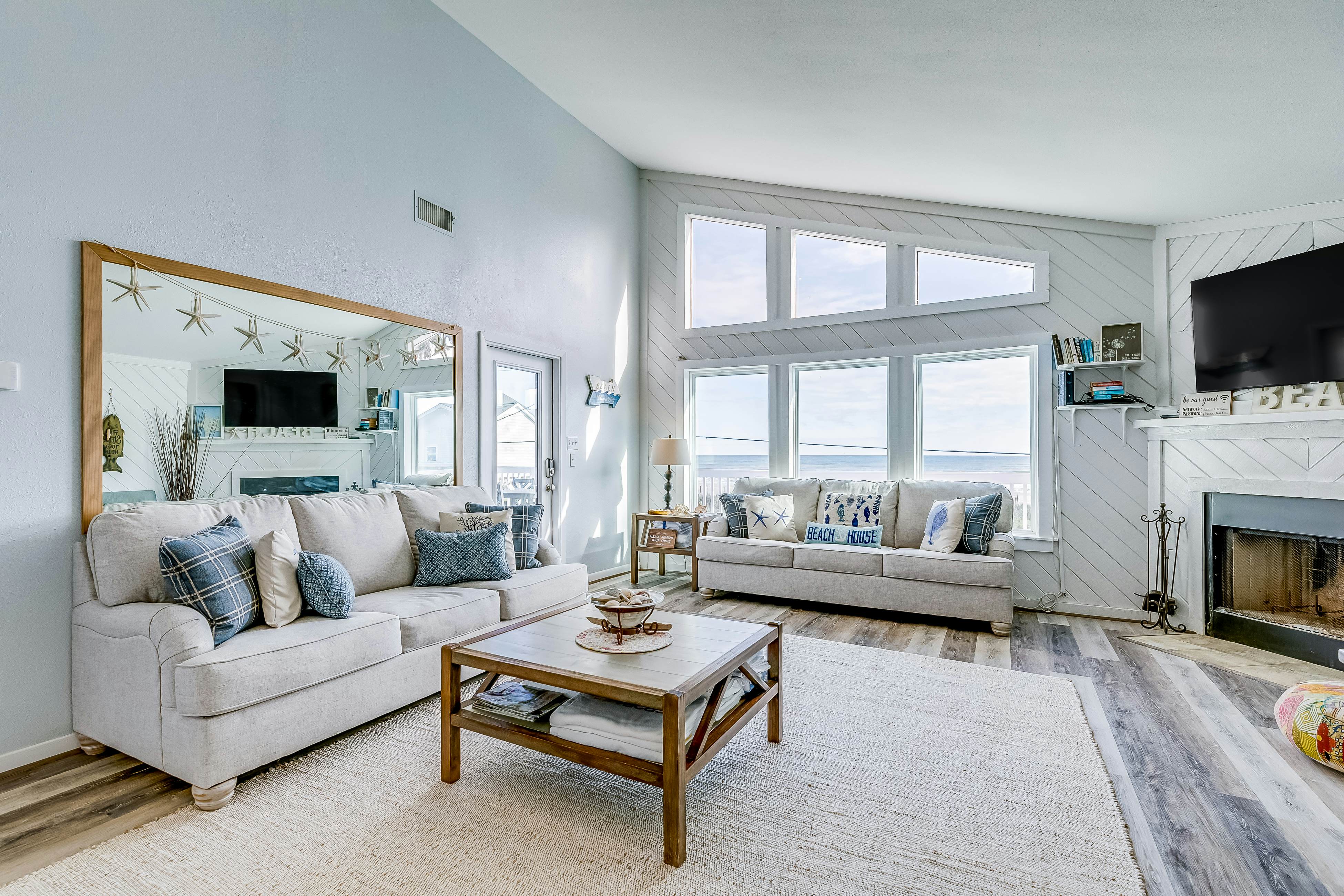 Endless Summer at Bermuda Beach