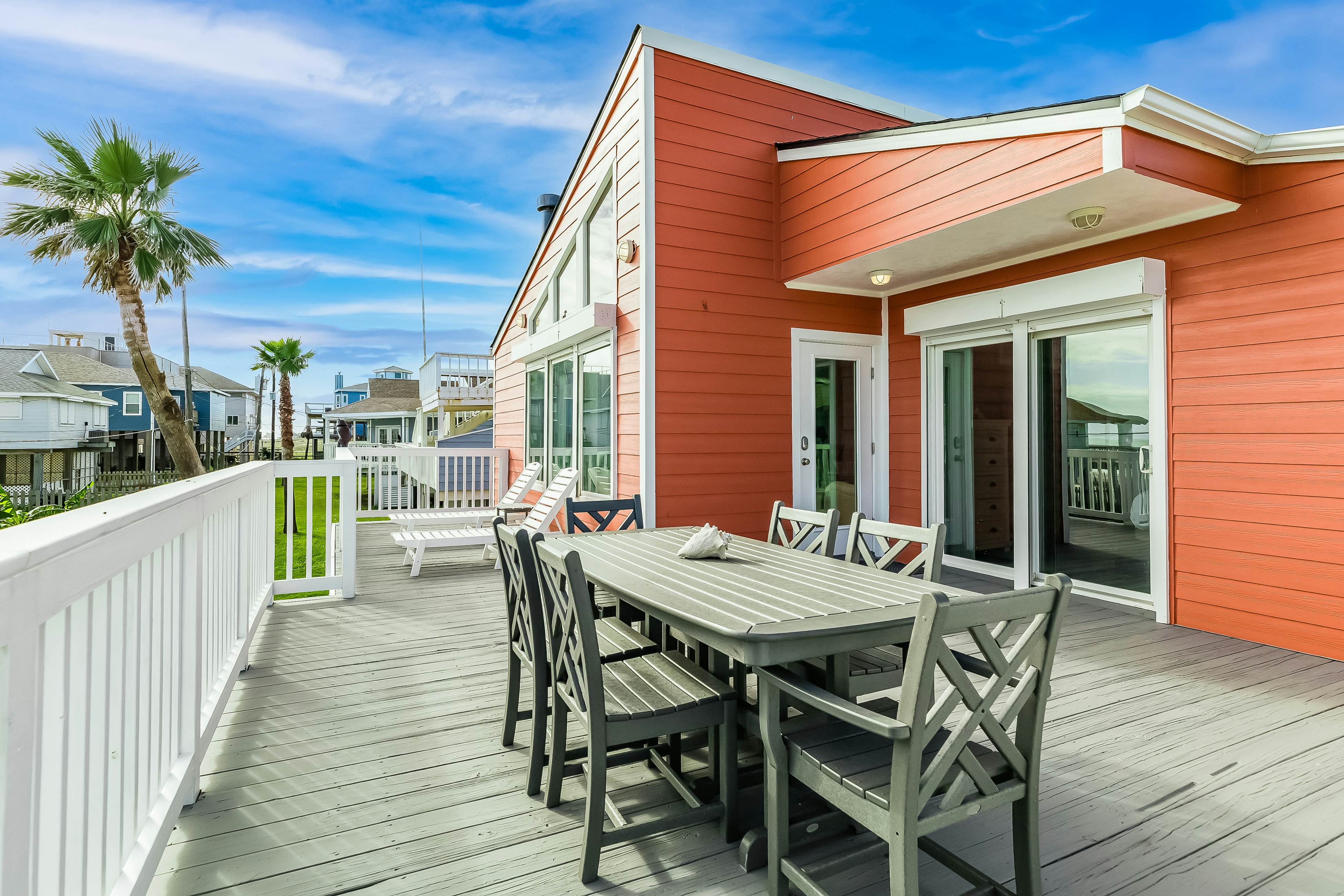 Endless Summer at Bermuda Beach