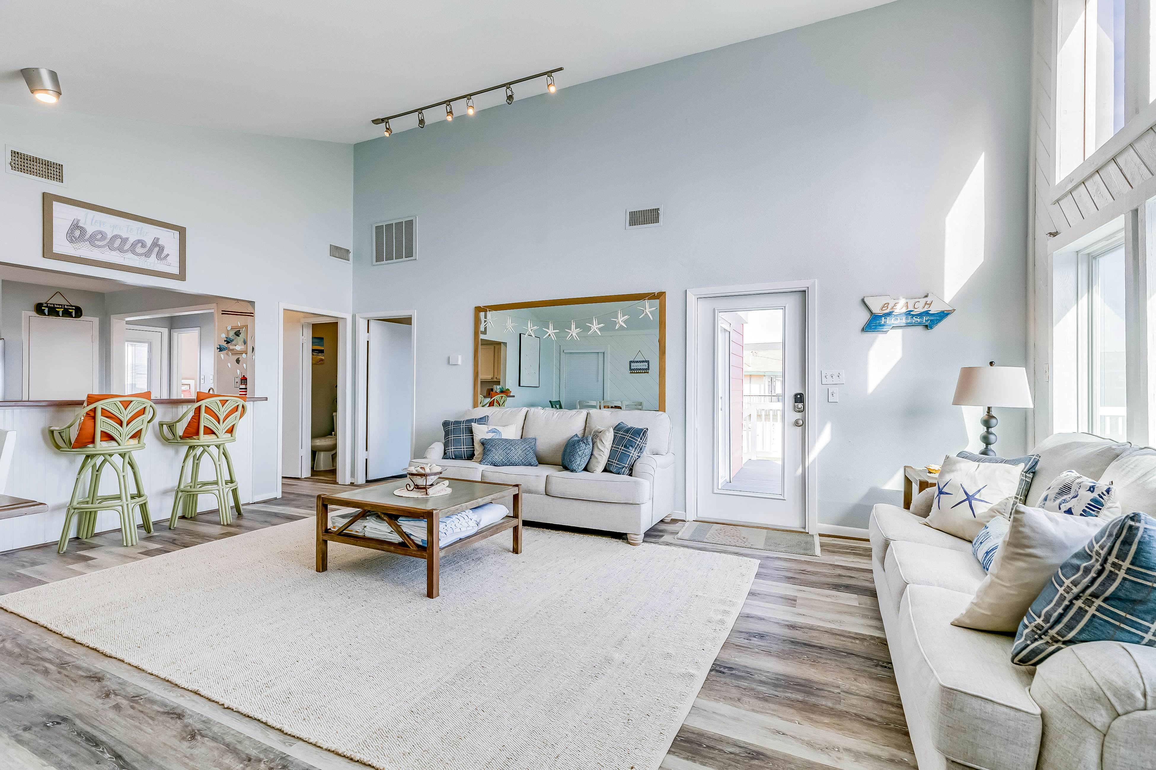 Endless Summer at Bermuda Beach