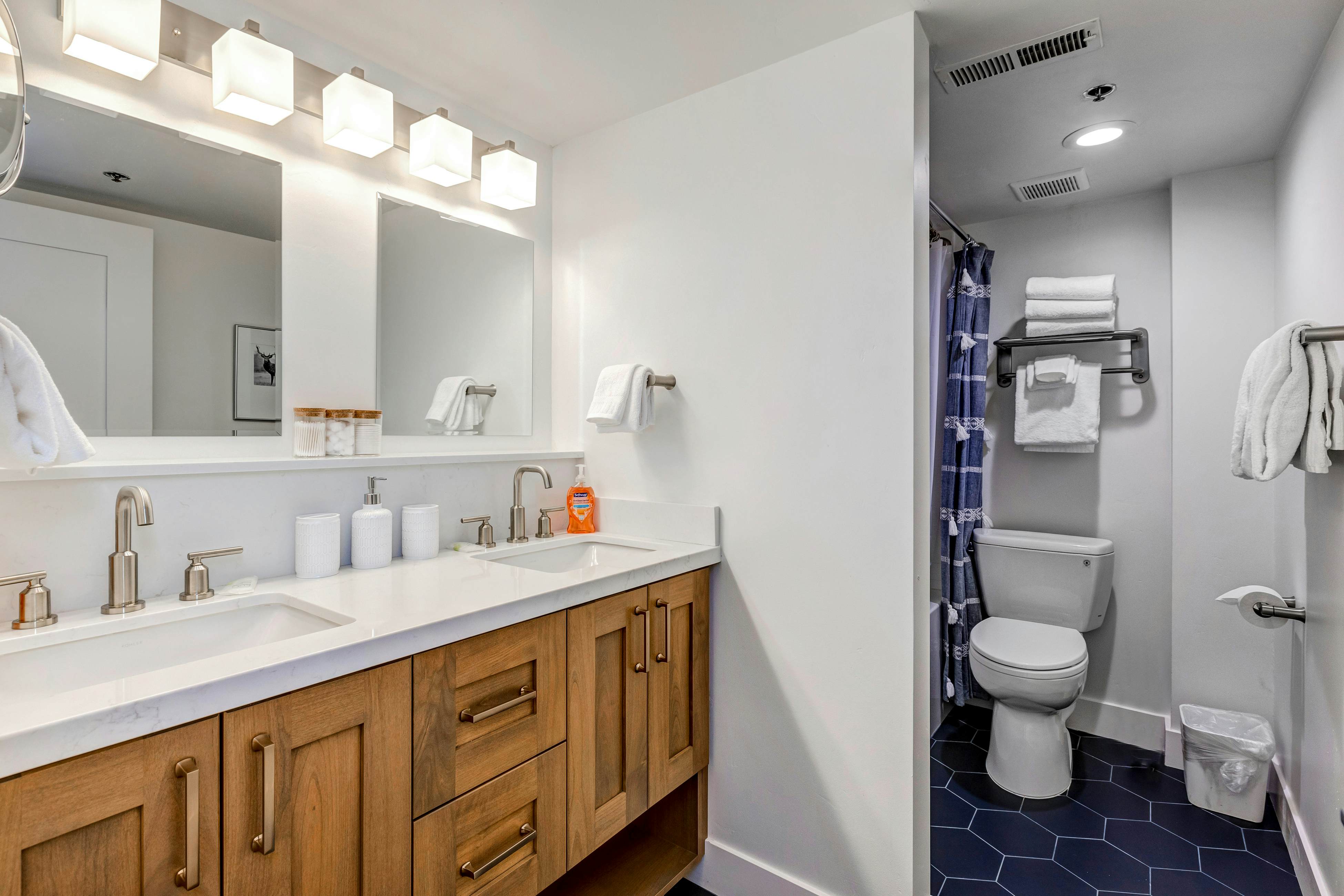 Park Station Luxury Retreat