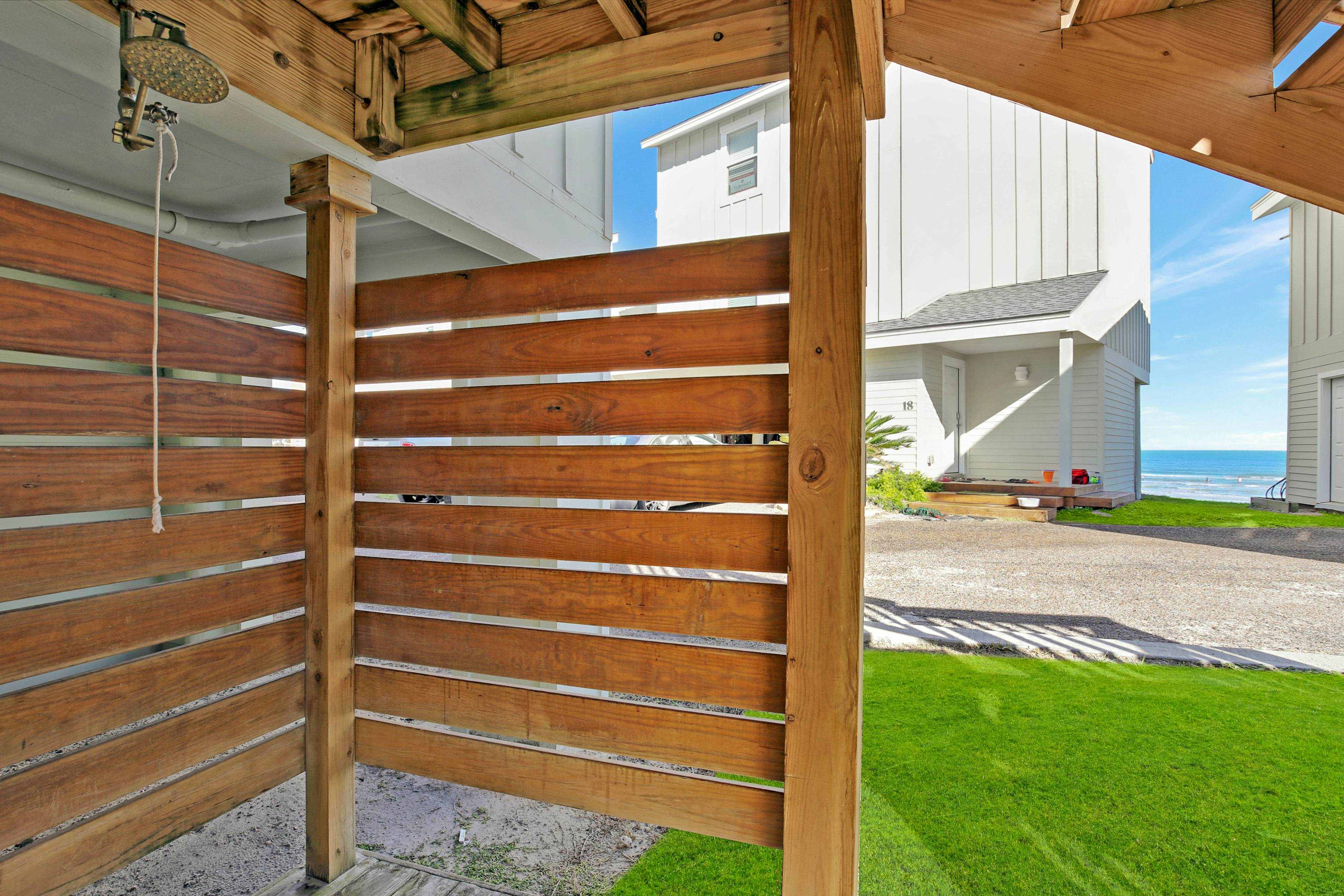 Lost Colony Laidback Hideaway