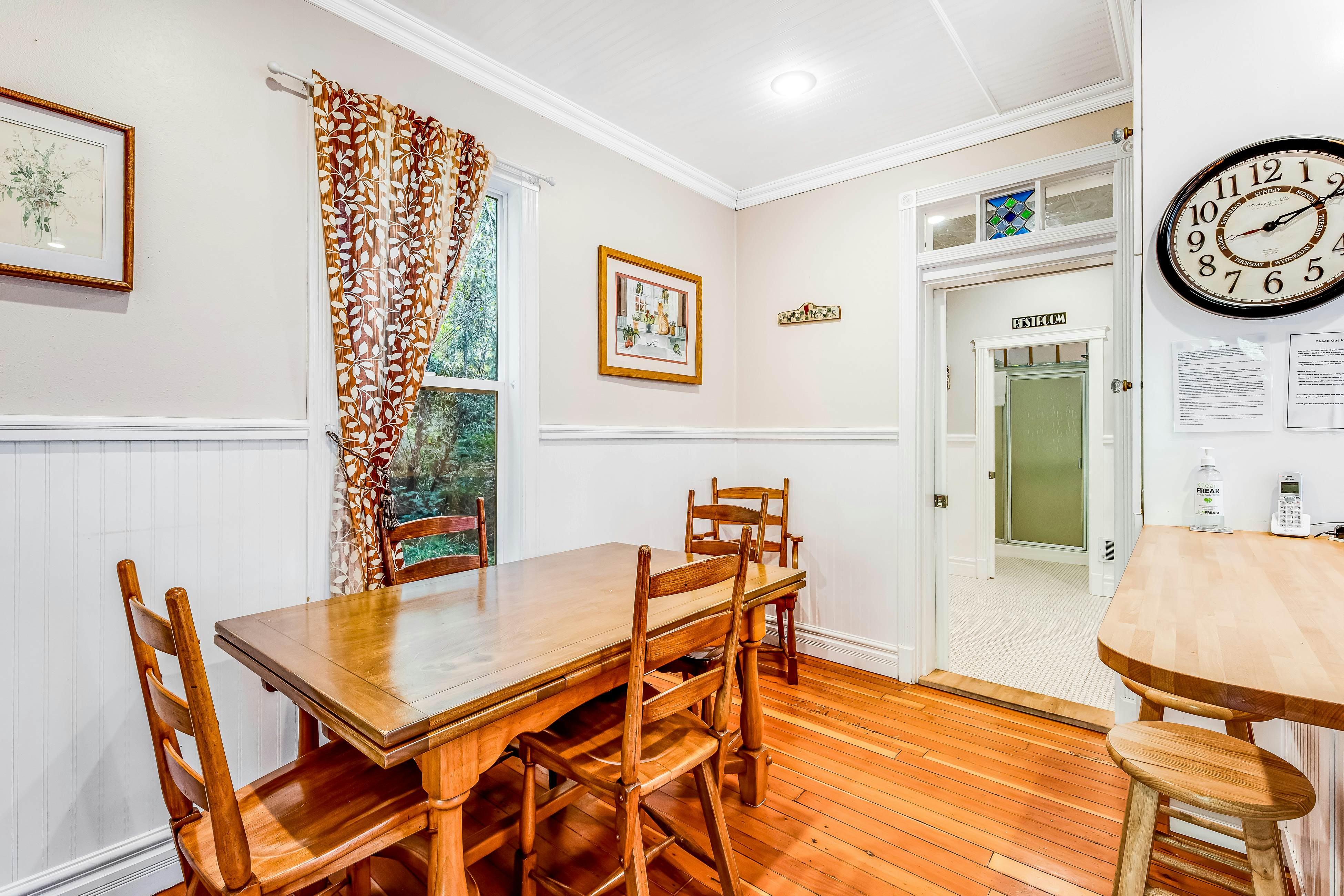 Peaceful Whispering Creek Farmhouse in Sequim