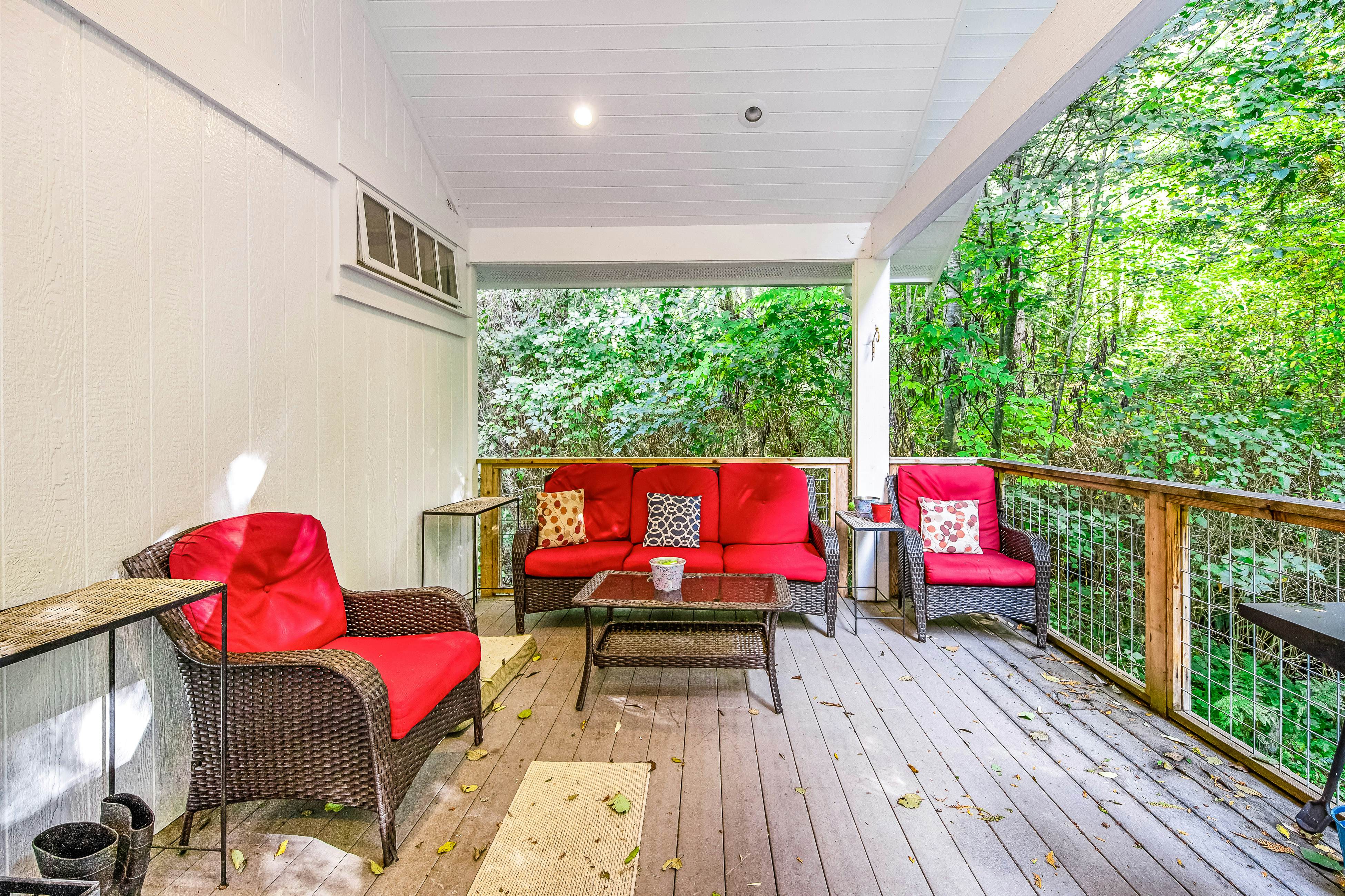 Peaceful Whispering Creek Farmhouse in Sequim