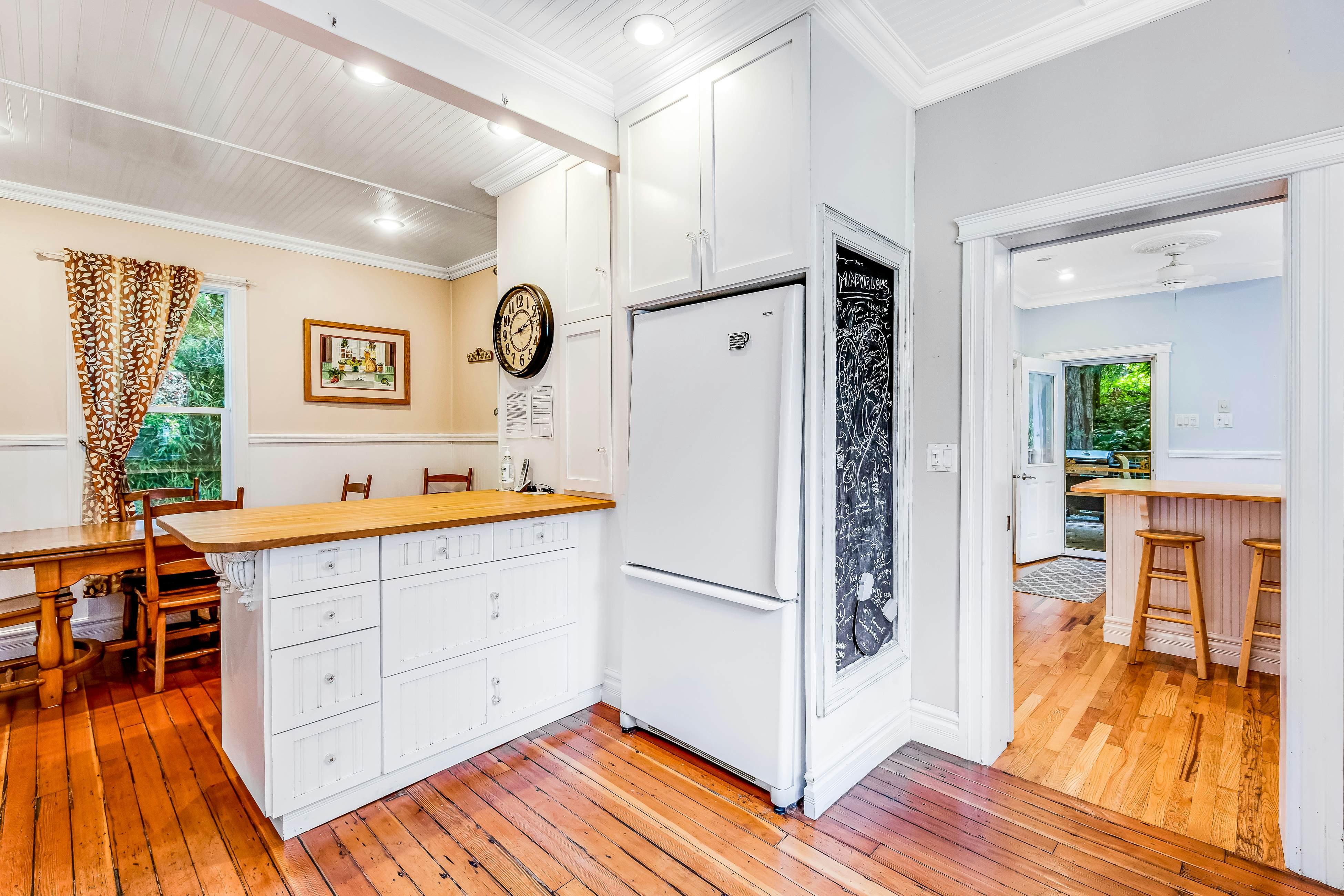 Peaceful Whispering Creek Farmhouse in Sequim