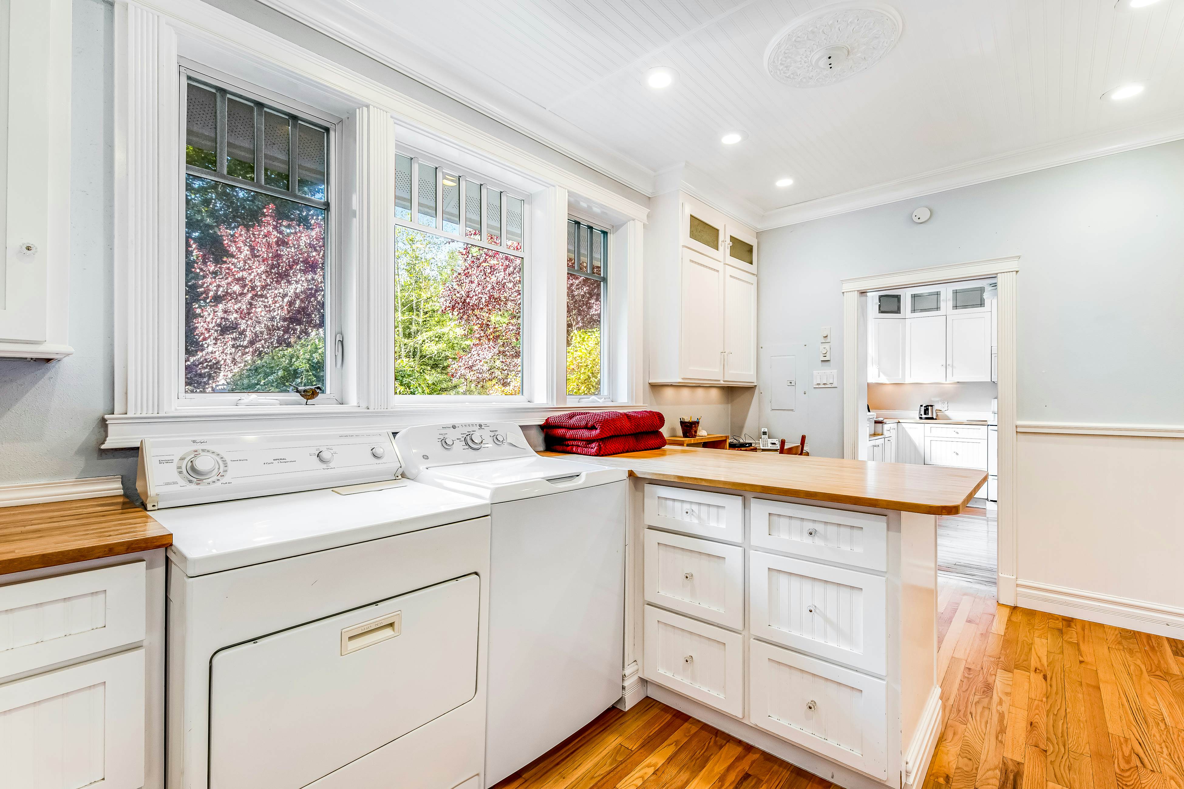 Peaceful Whispering Creek Farmhouse in Sequim