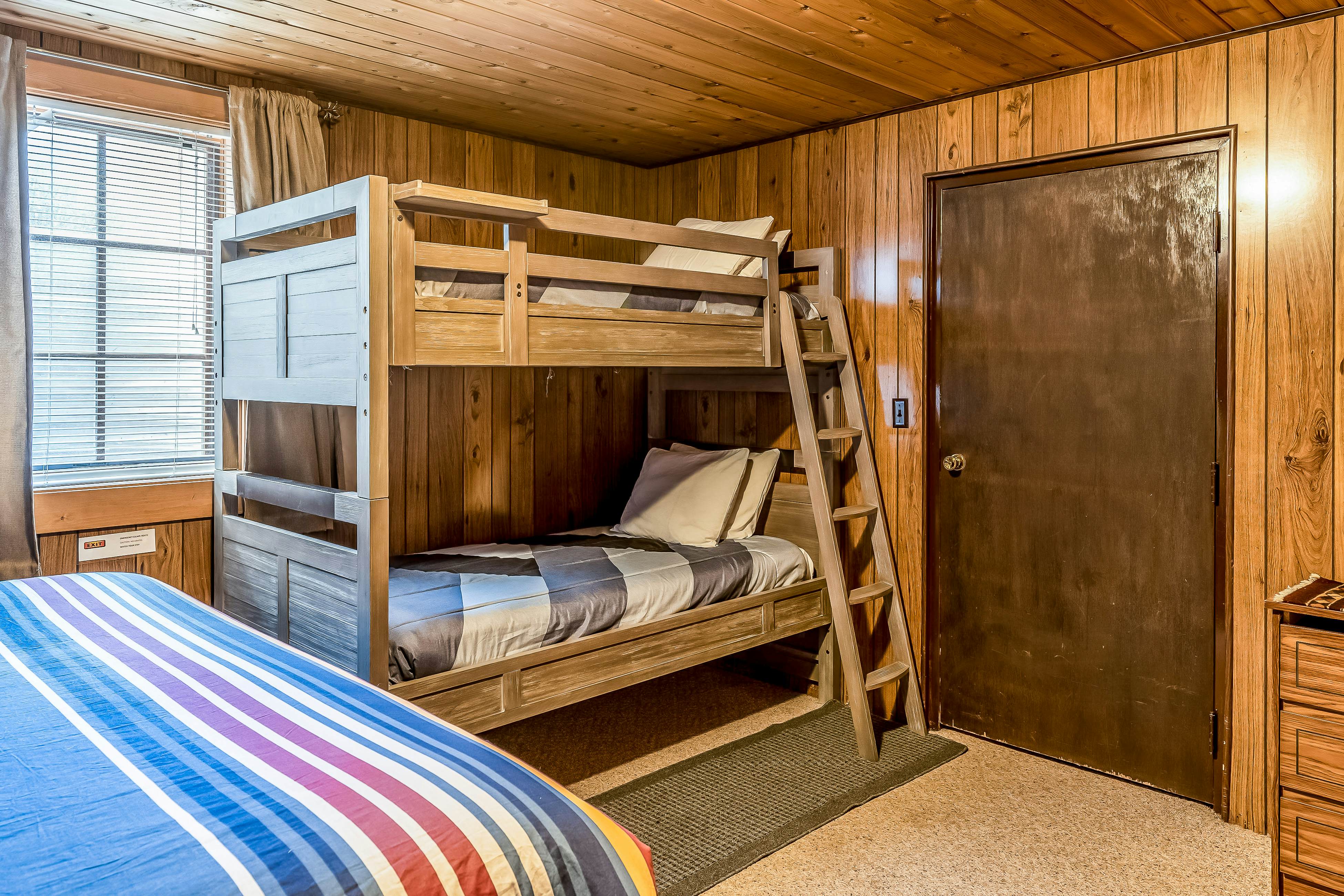 Bay Point Lakefront 1B Down