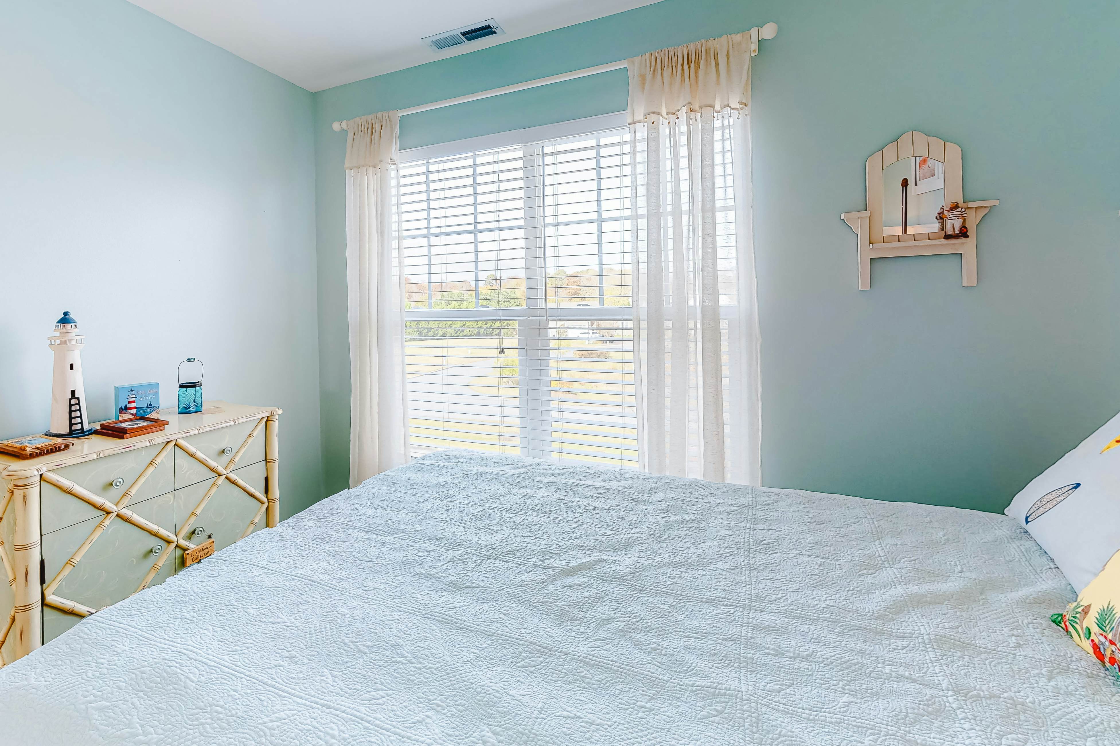 Kensington Court - 32759 Kensington Ct