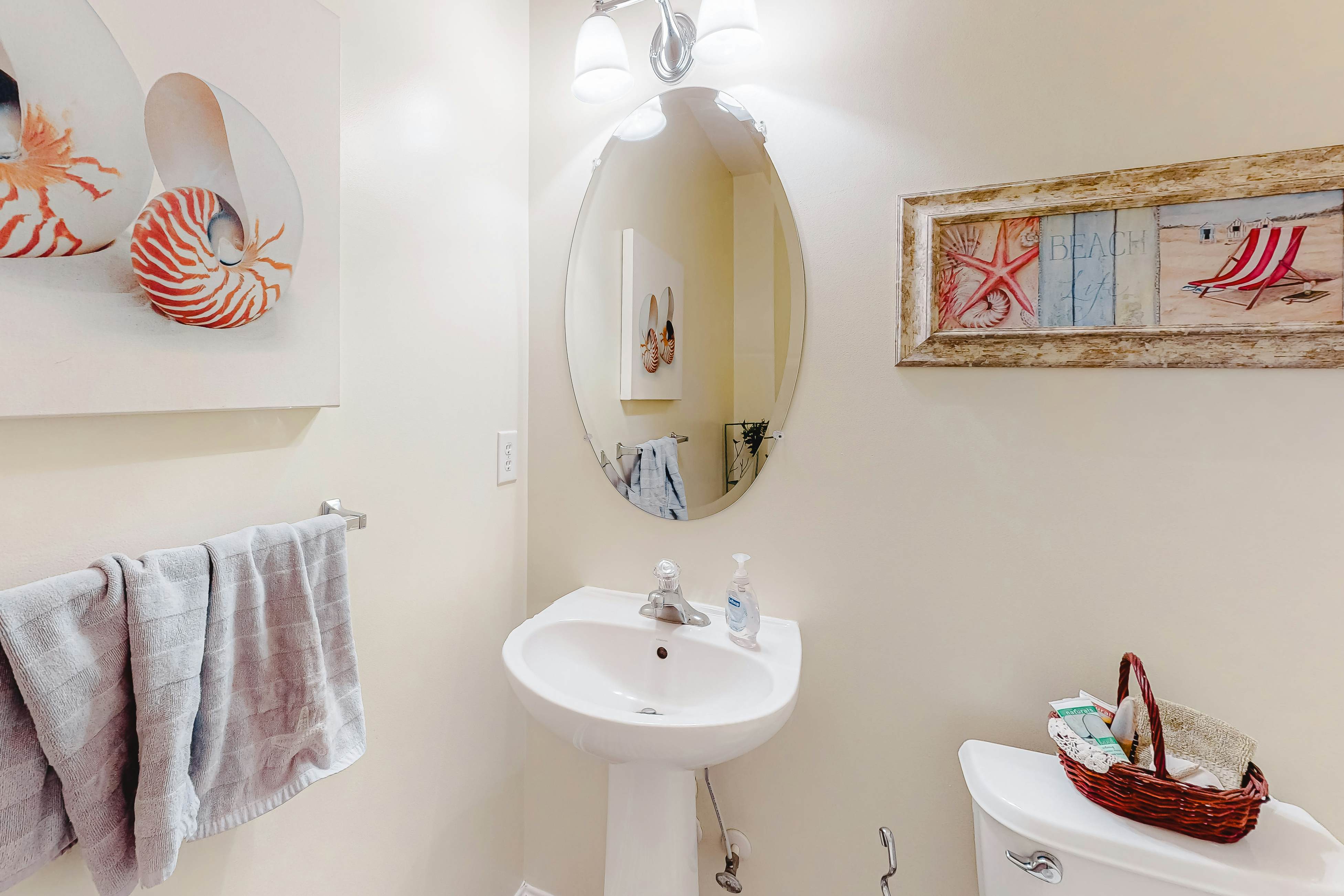 Kensington Court - 32759 Kensington Ct