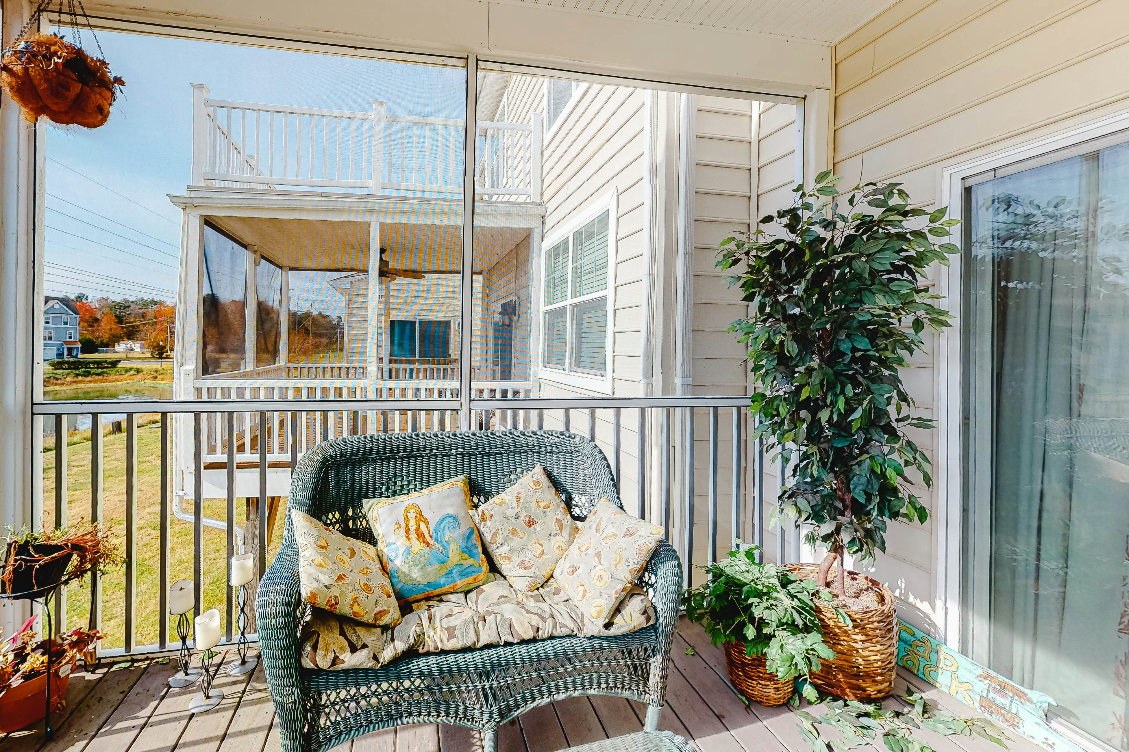 Kensington Court - 32759 Kensington Ct