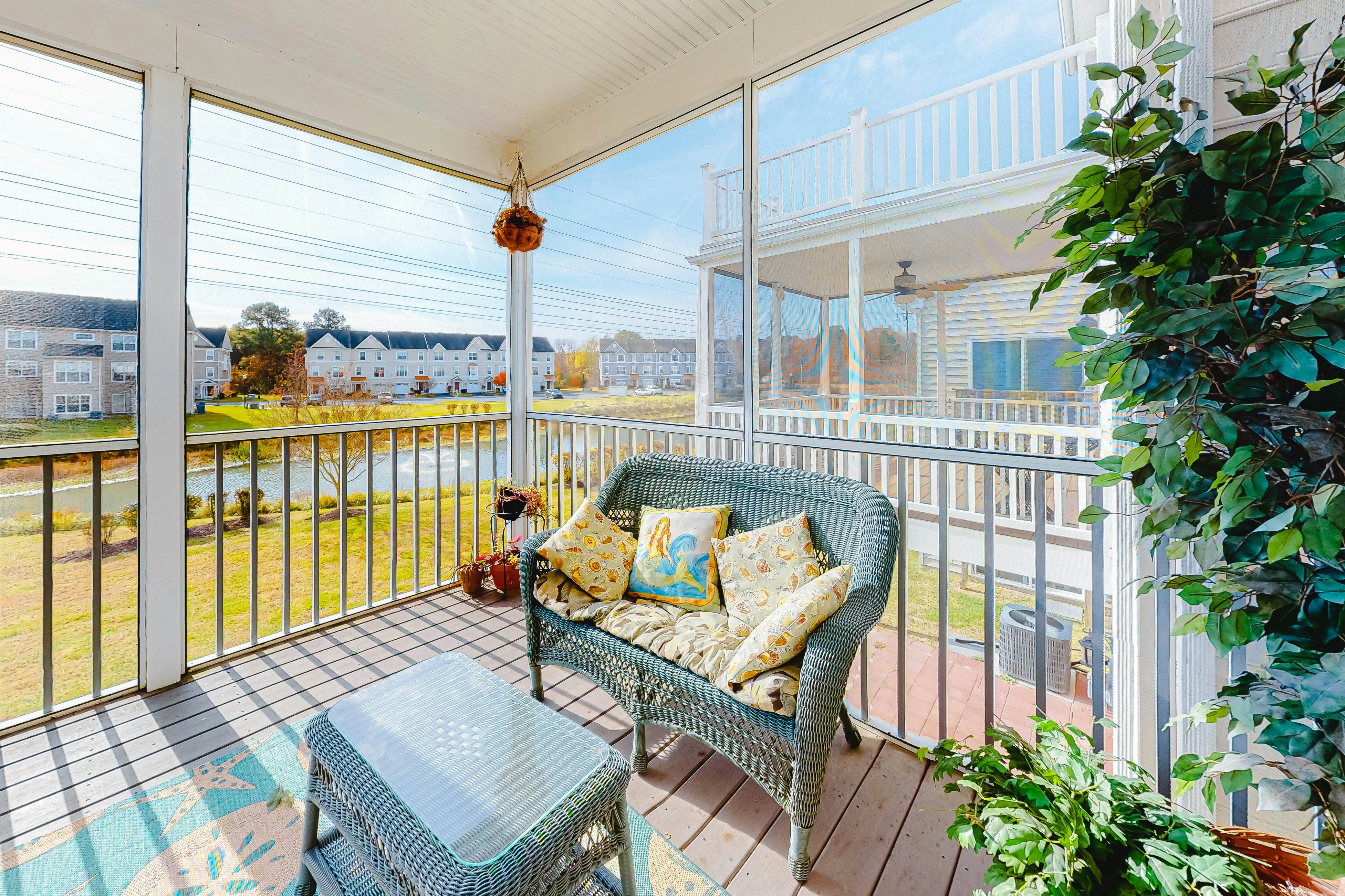 Kensington Court - 32759 Kensington Ct