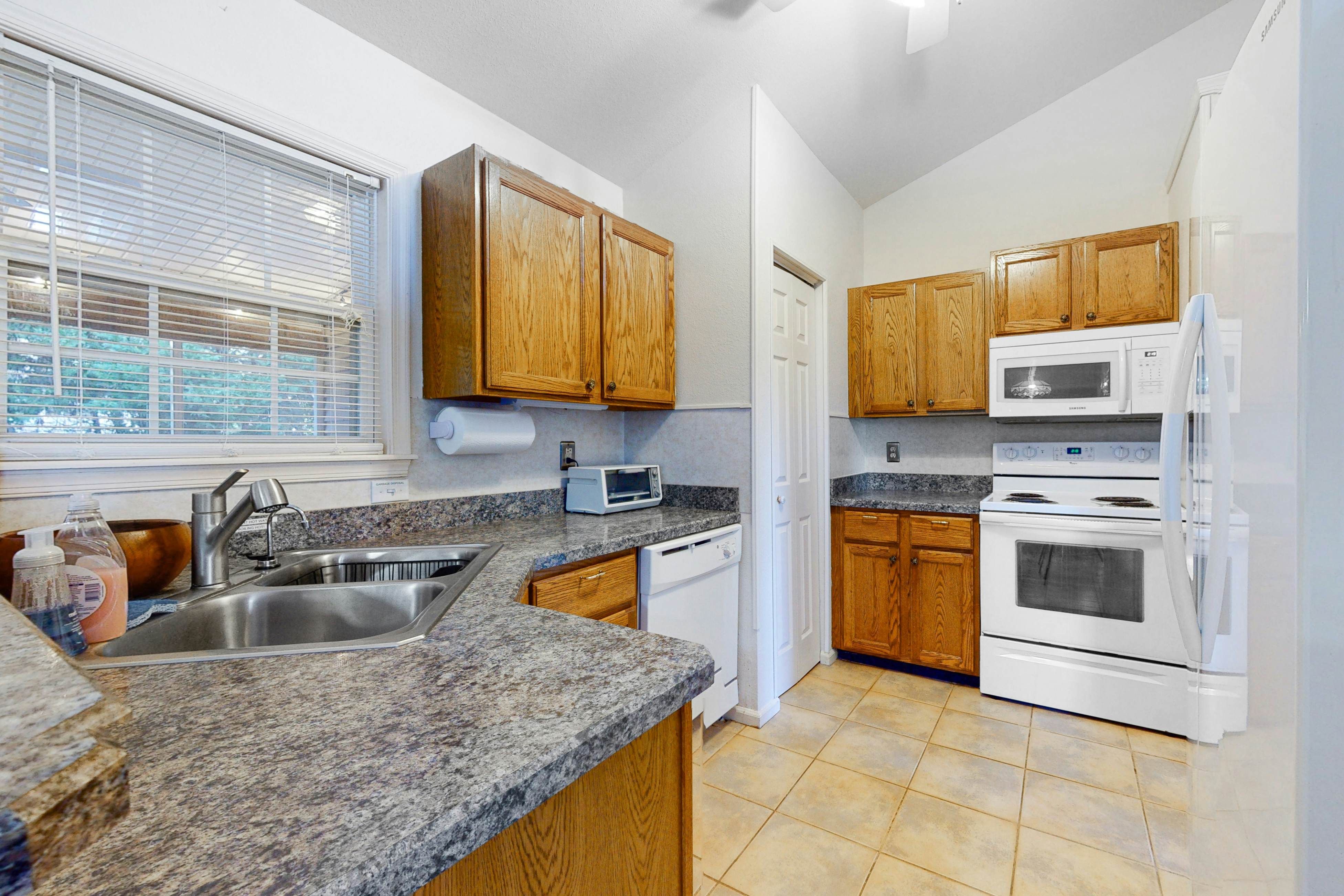 Clearwater 33718 East Hampton Ln. 3 BD Frankford, DE Vacation