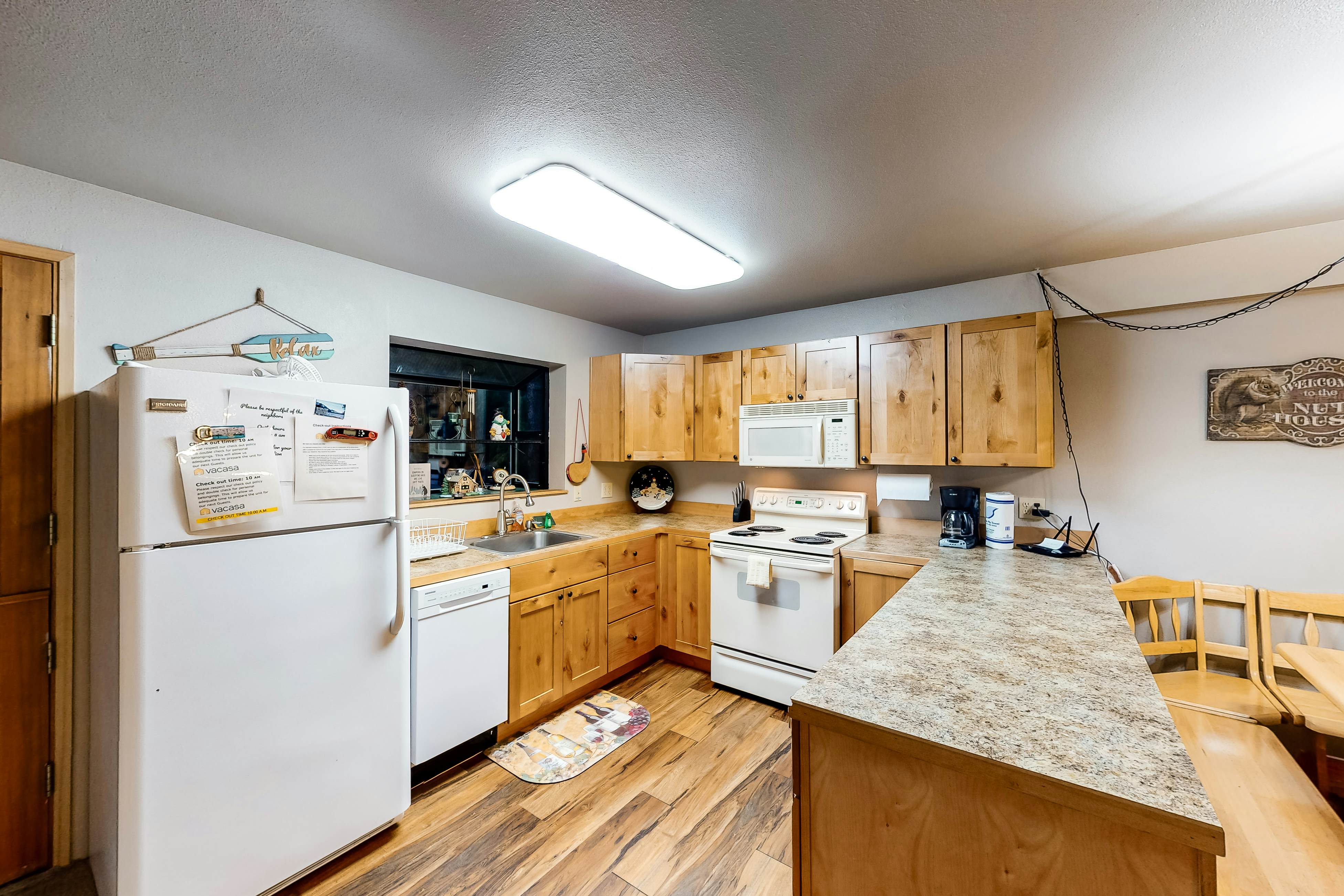 Towering Pines Cabin & Game Room