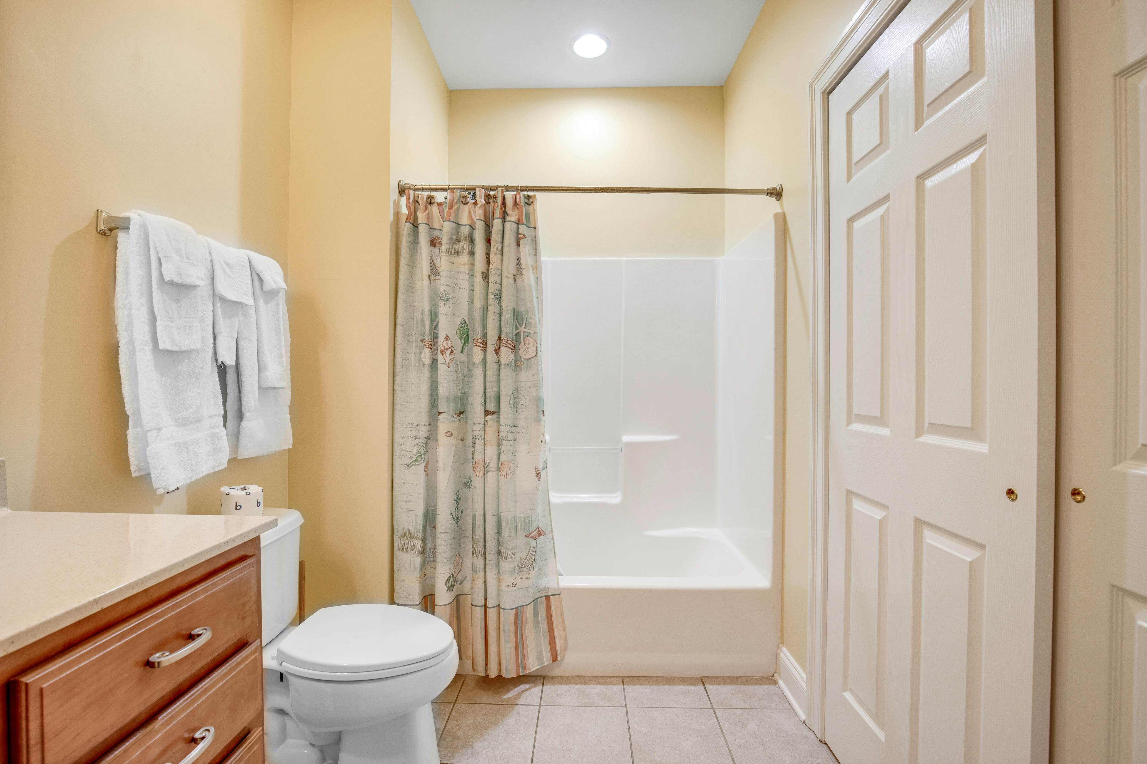 Bayside Resort - 11655 Resort Dr