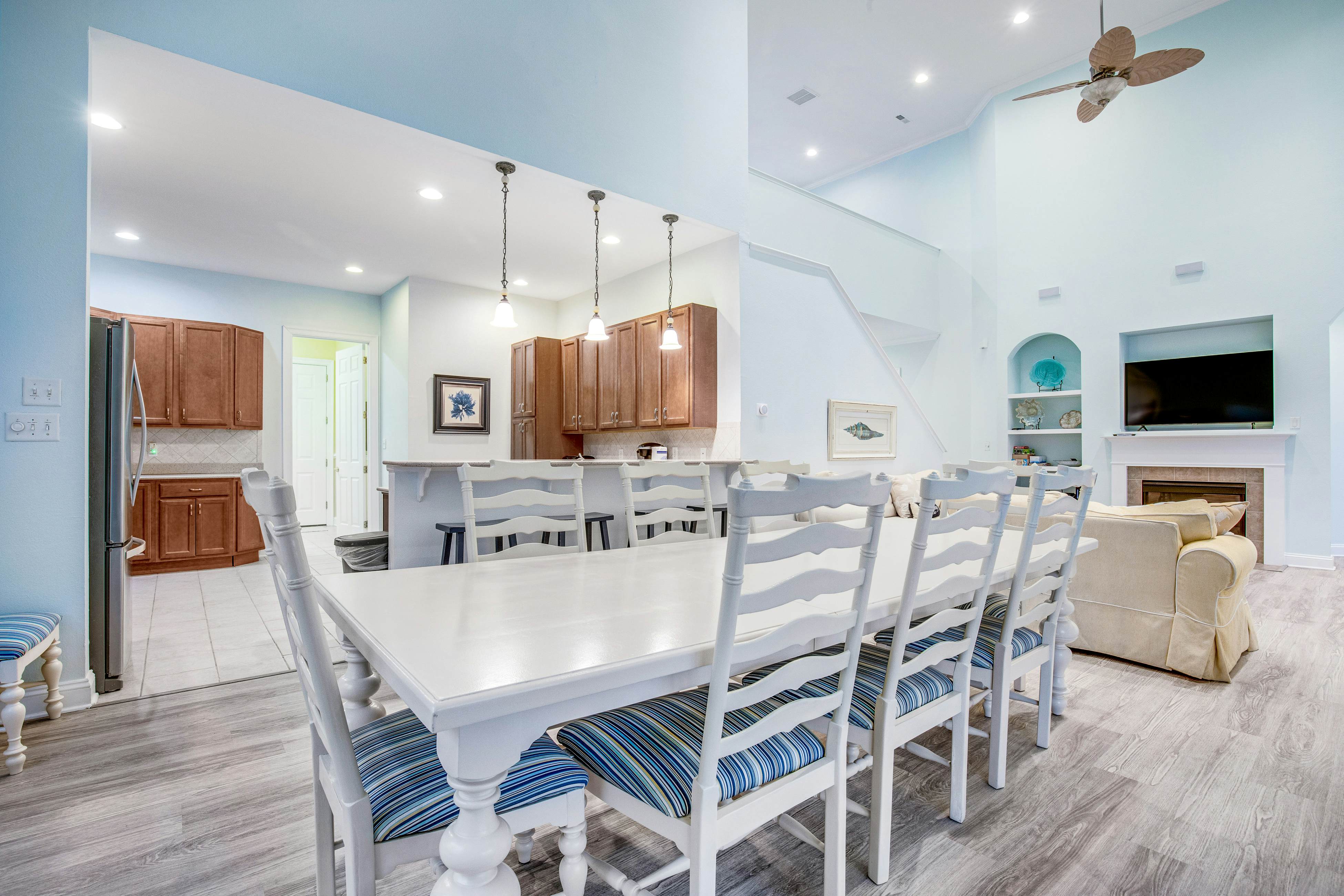 Bayside Resort - 11655 Resort Dr