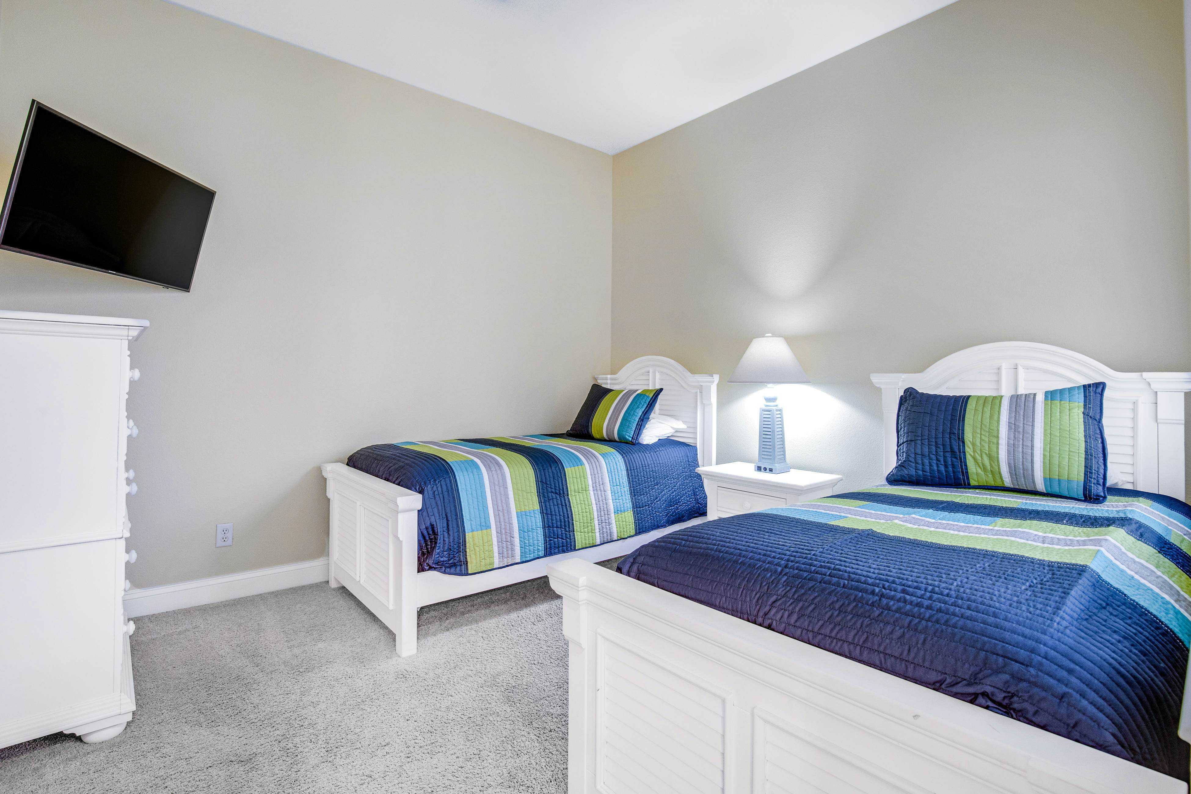 Bayside Resort - 11655 Resort Dr