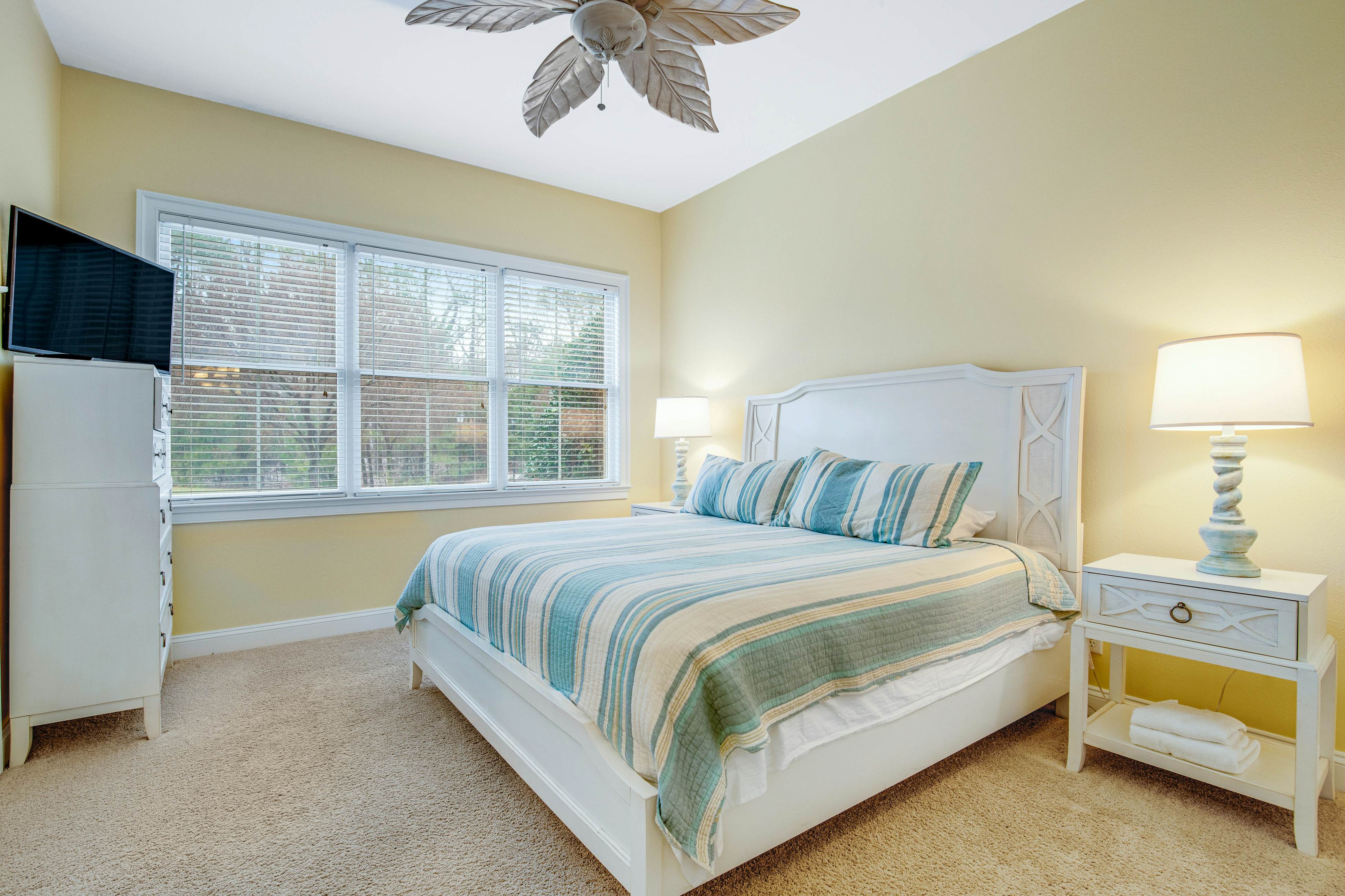 Bayside Resort - 11655 Resort Dr