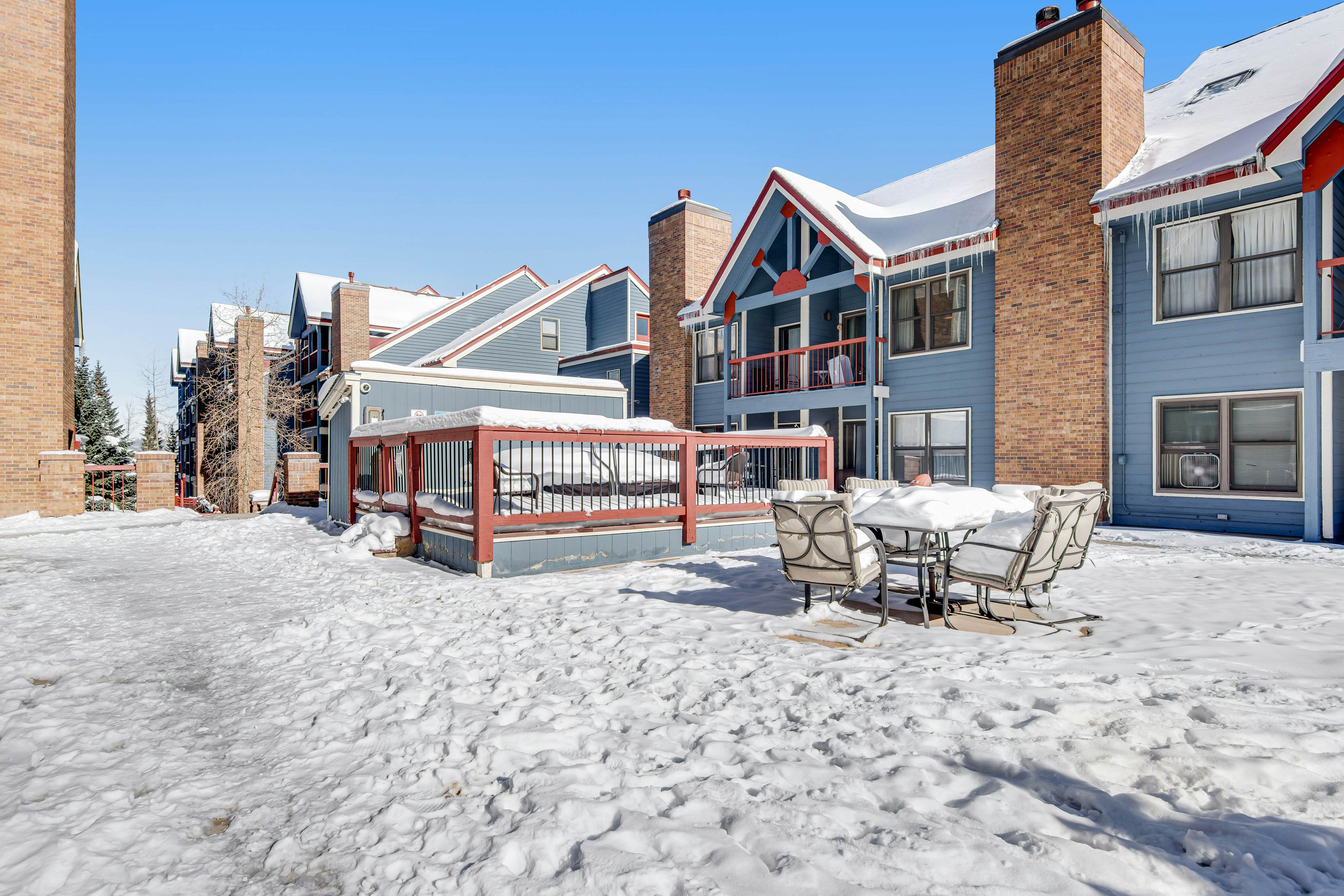 River Mountain Lodge #W209