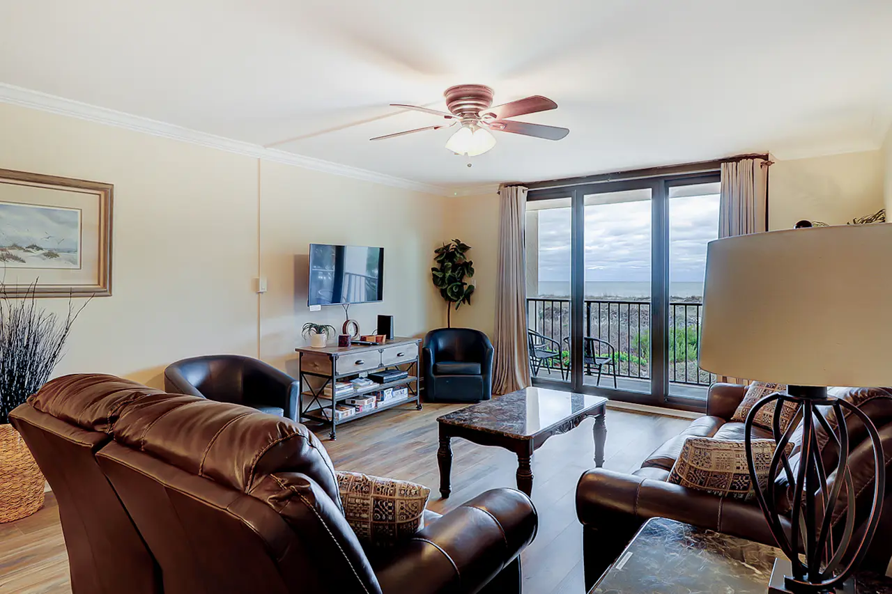 Island Club 5201 3 BD Hilton Head, SC Vacation Rental Vacasa