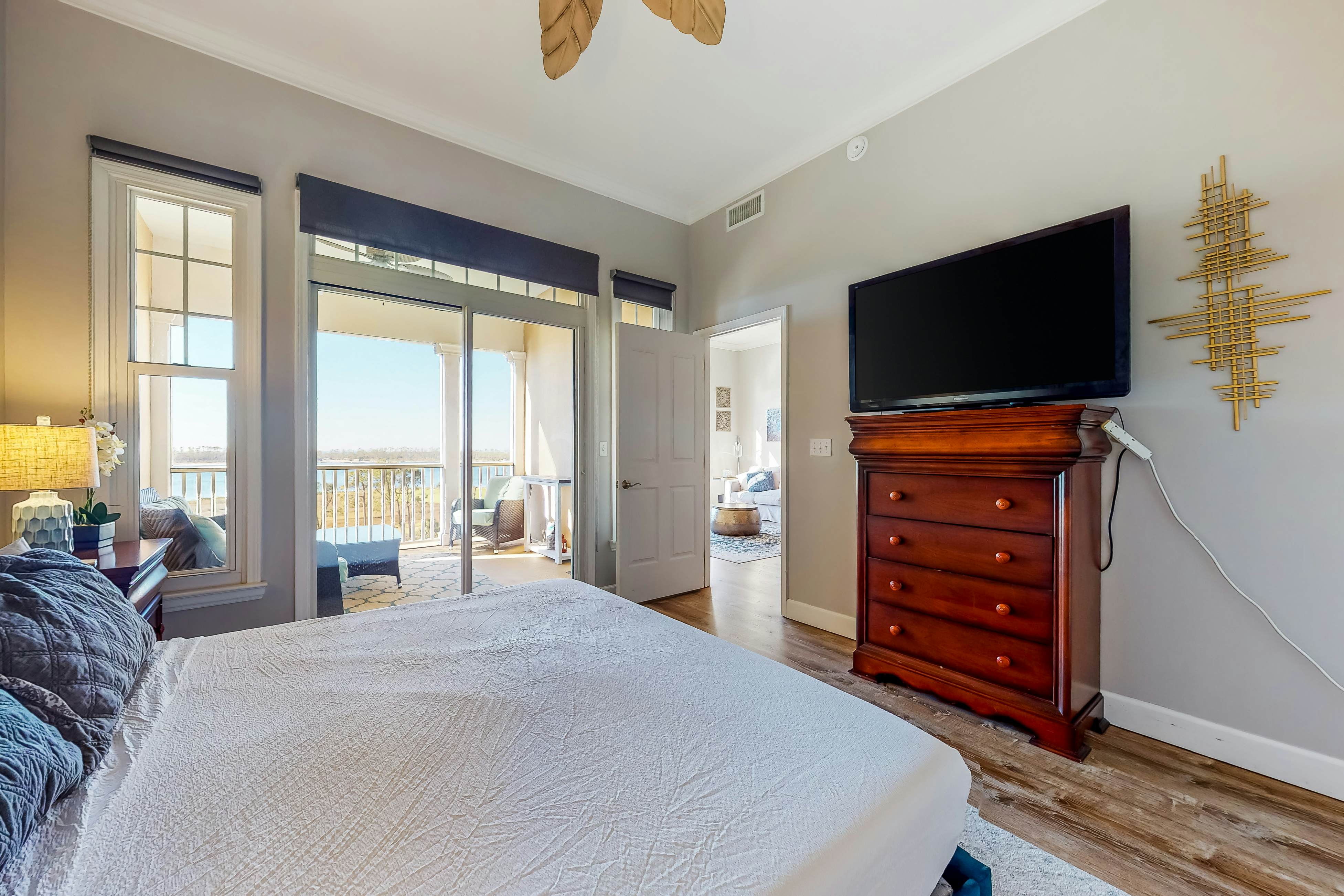 Reflections at Bay Point 611