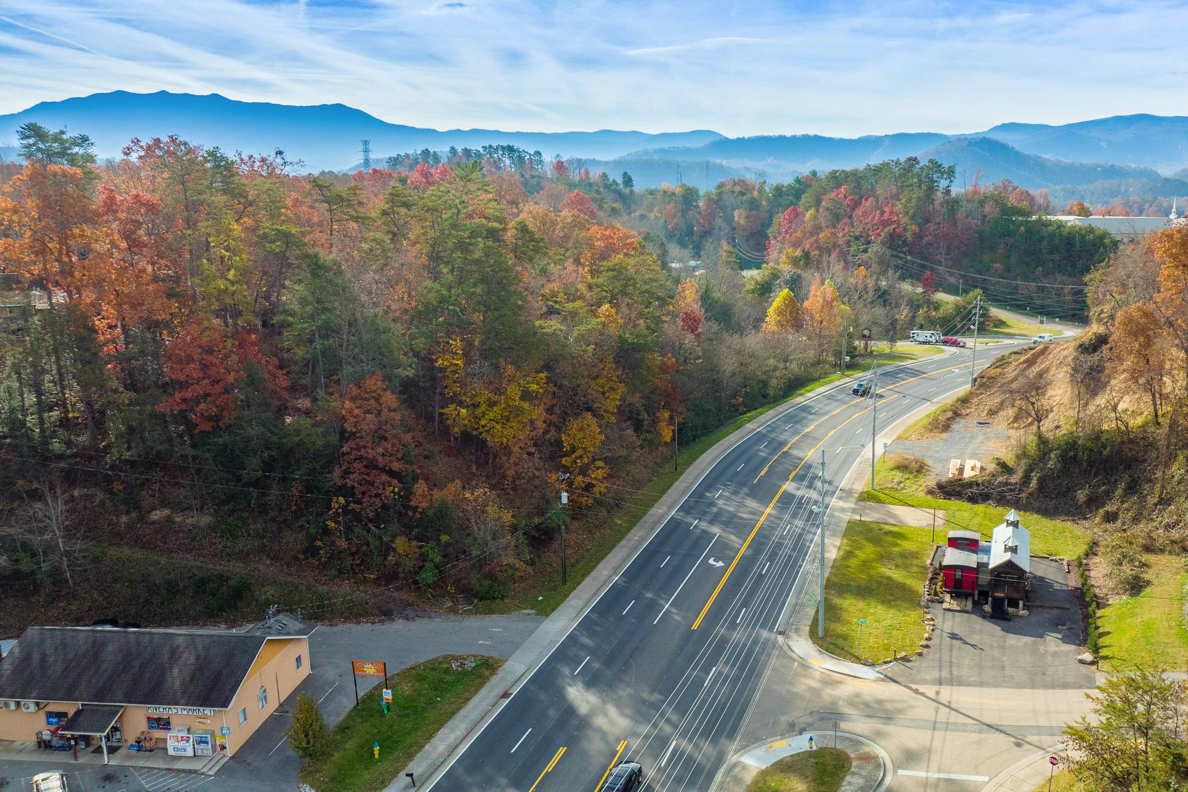 Smoky Mountain Station 2 BD Pigeon TN Vacation Rental Vacasa