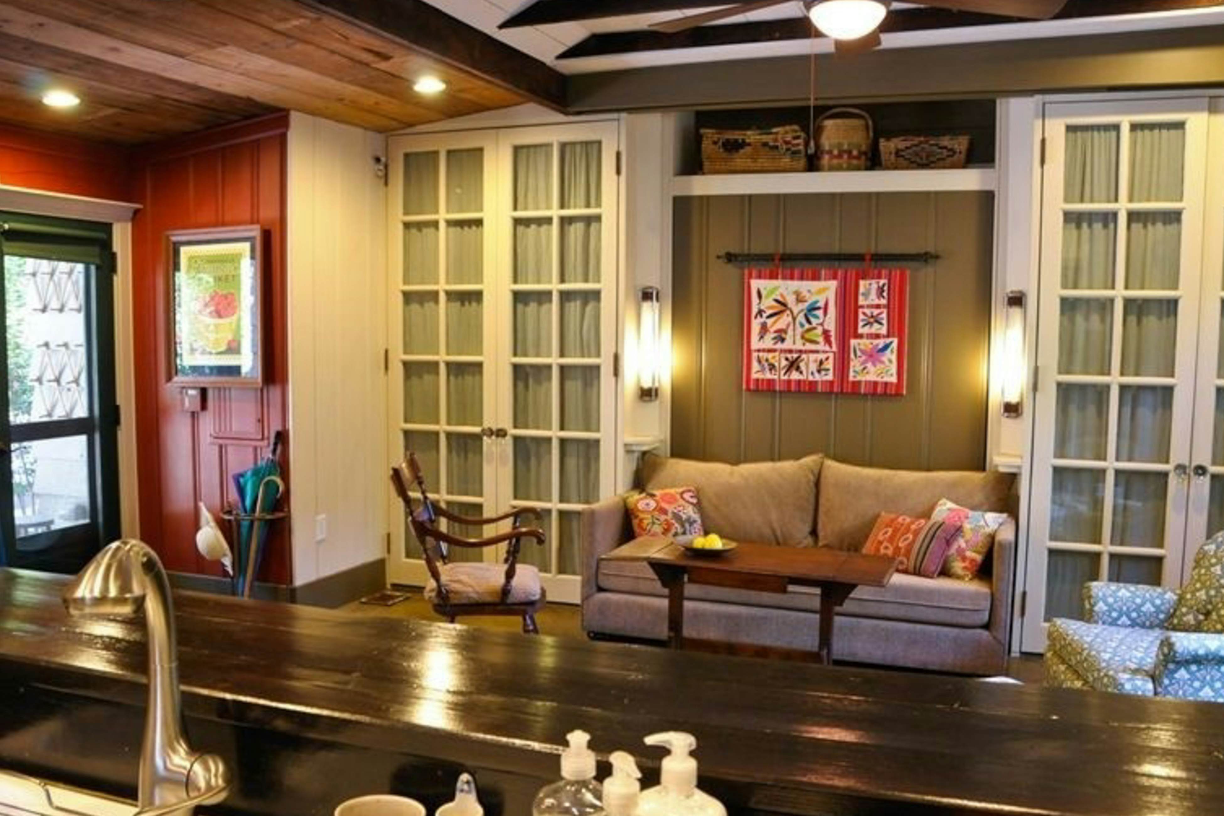 Little House Nashville Guest House 1 BD Nashville, TN Vacation