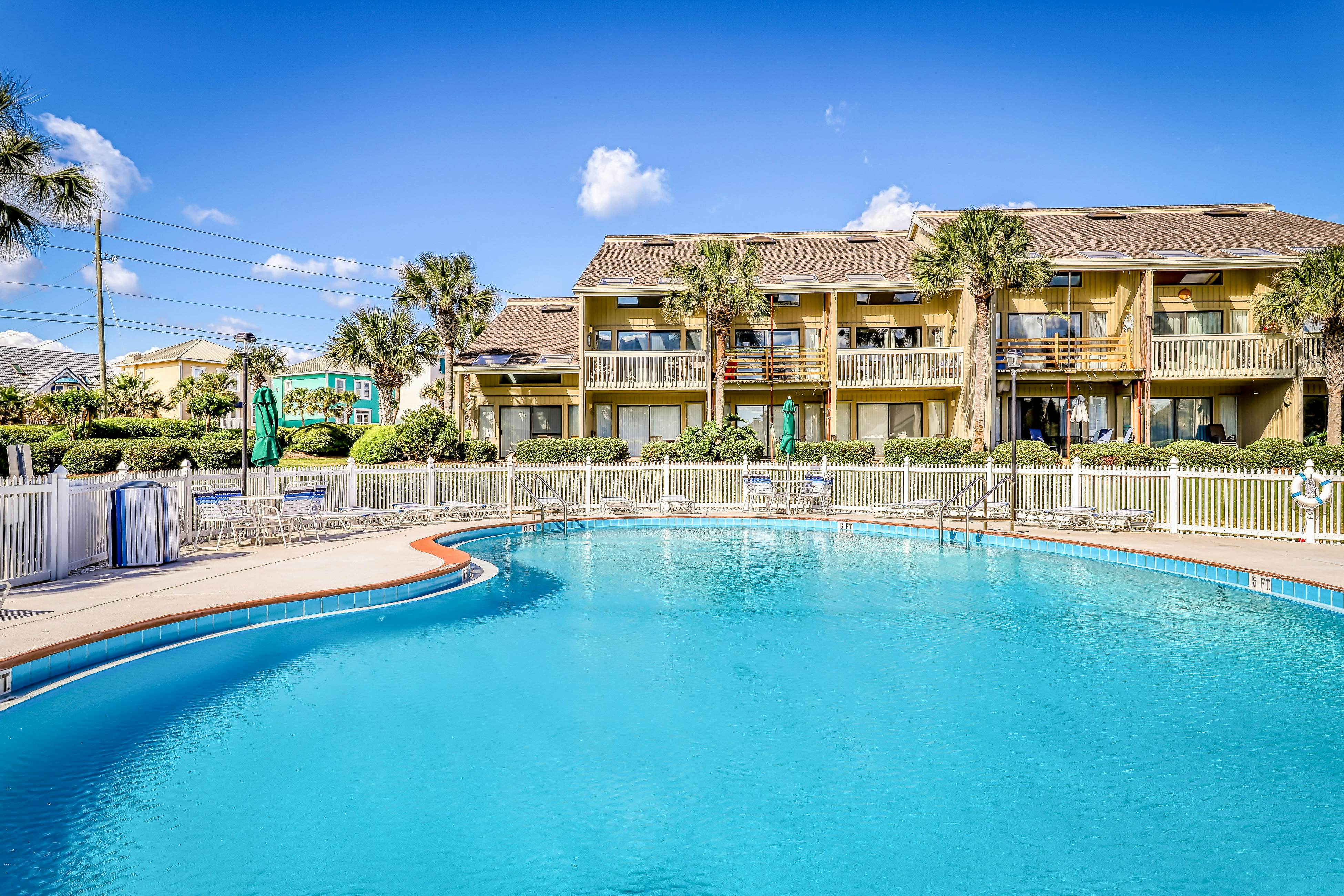 Seascape Lakefront Villas 232