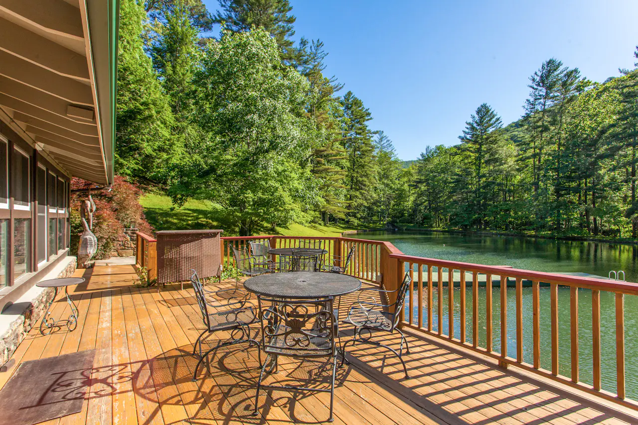 Bull Creek Peaceful Escape 2 BD Asheville, NC Vacation Rental Vacasa