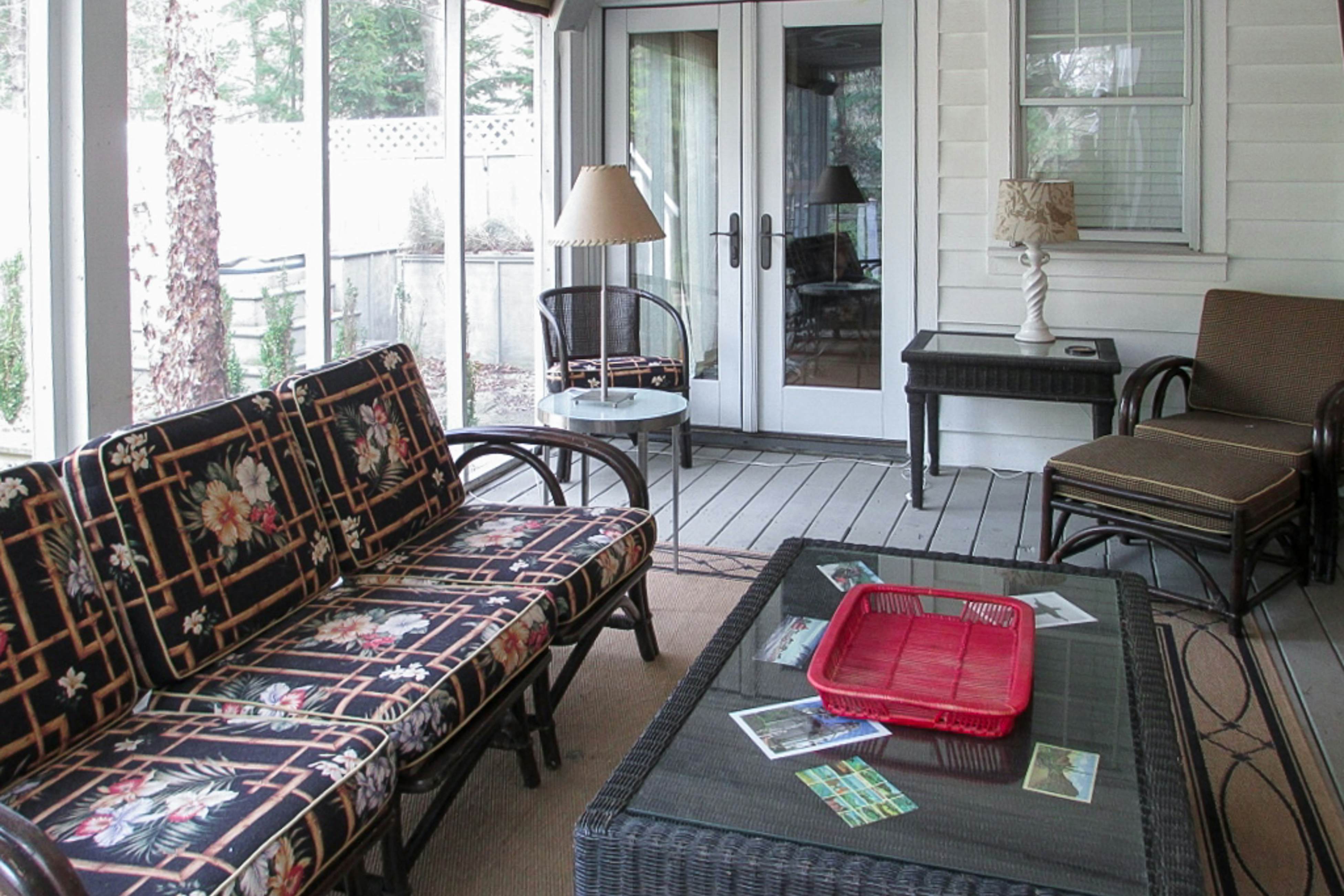 Azure Forest Pool House