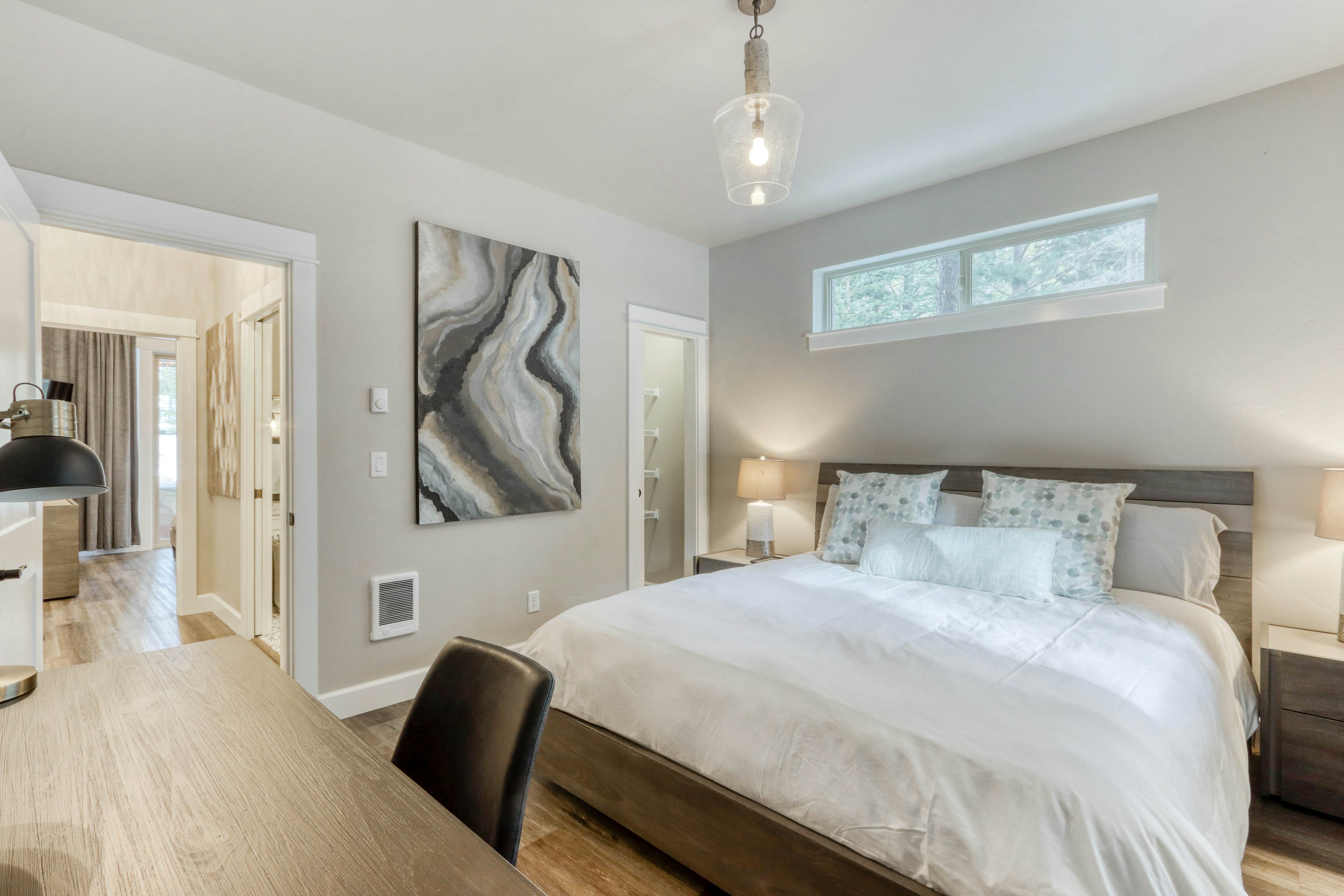 Luxury Deschutes Riverfront