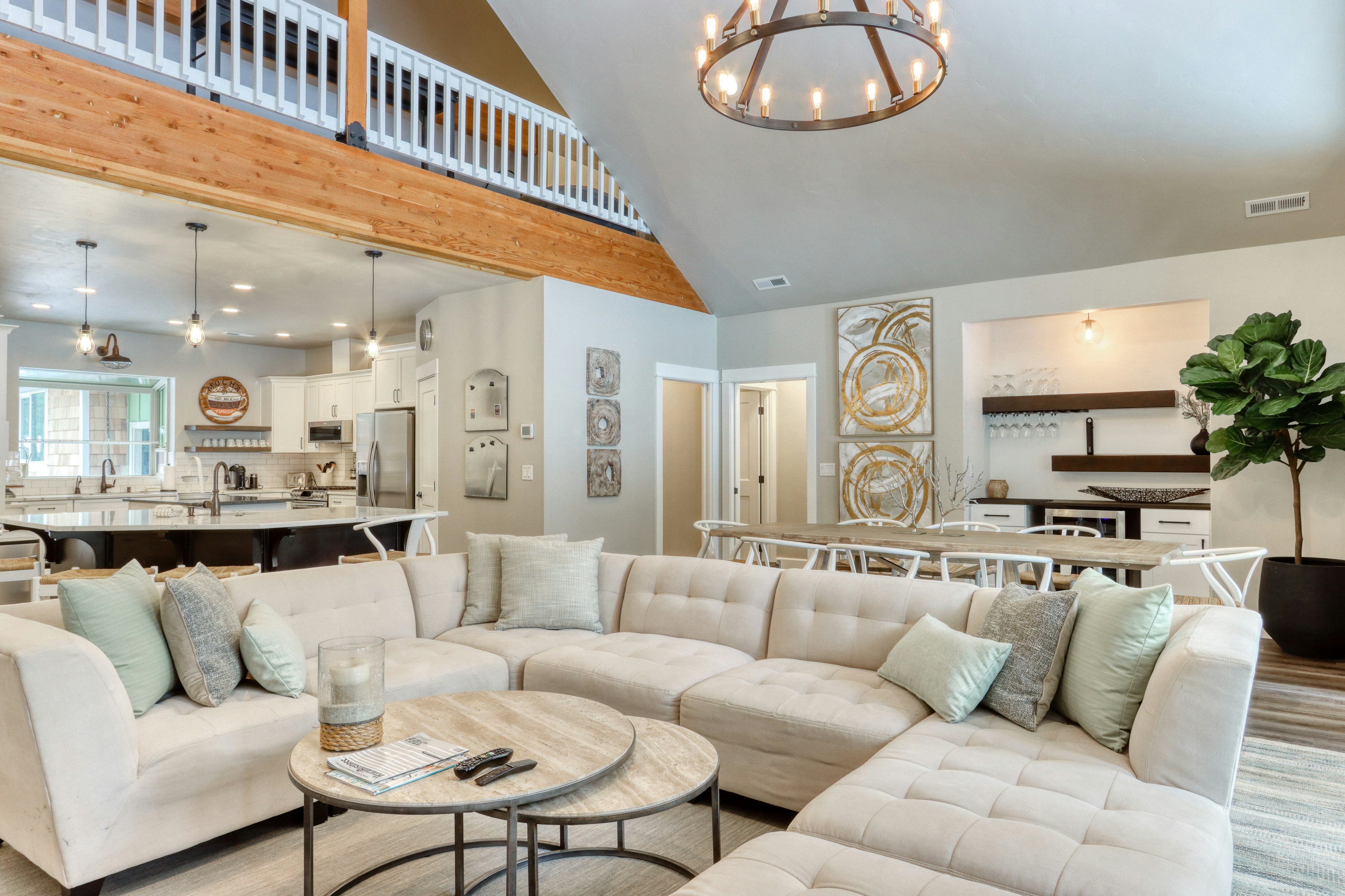 Luxury Deschutes Riverfront