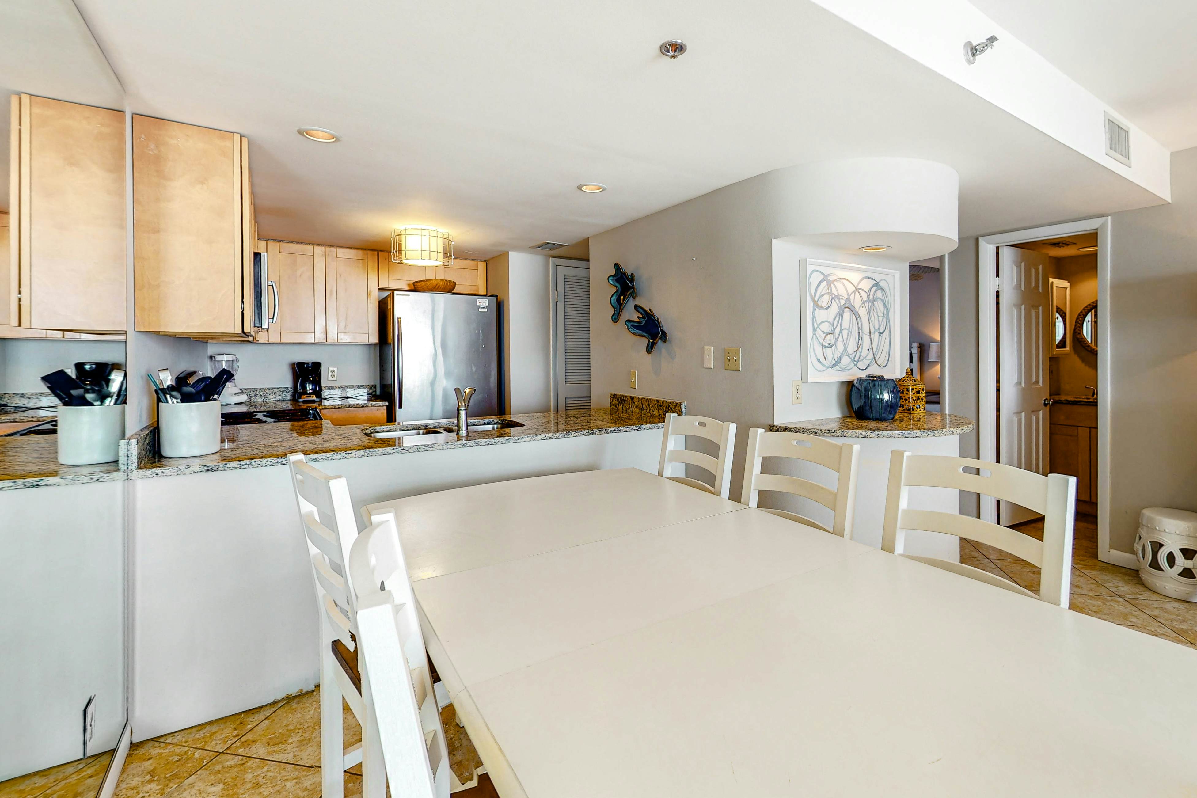 One Seagrove Place 1003