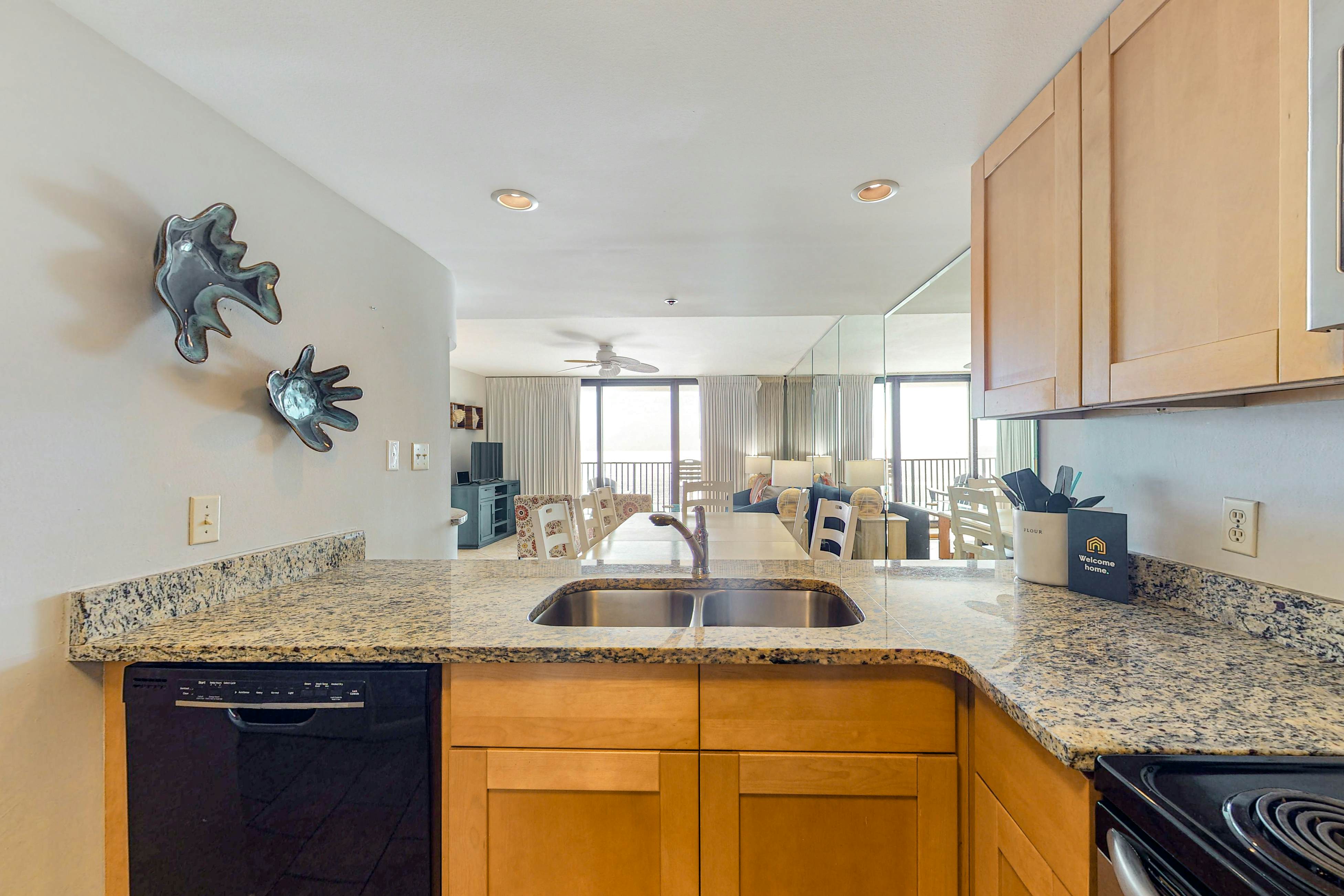 One Seagrove Place 1003