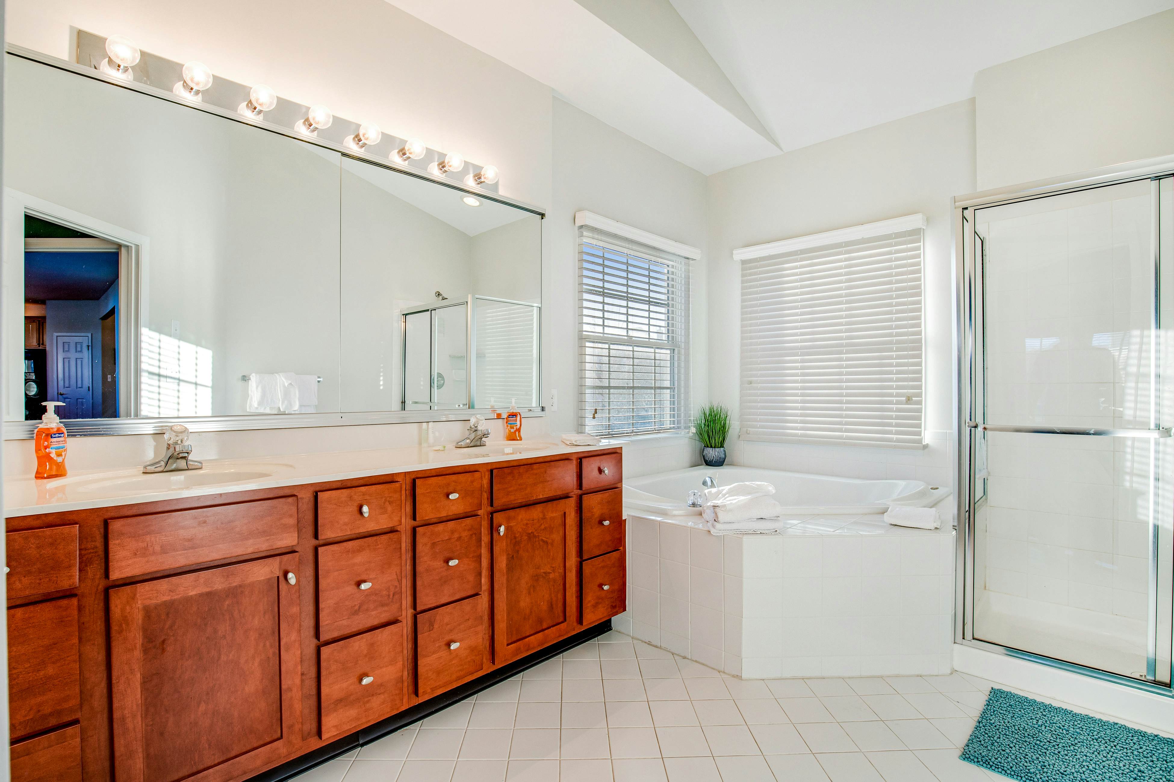 Bethany Lakes - 31302 Terry Cir