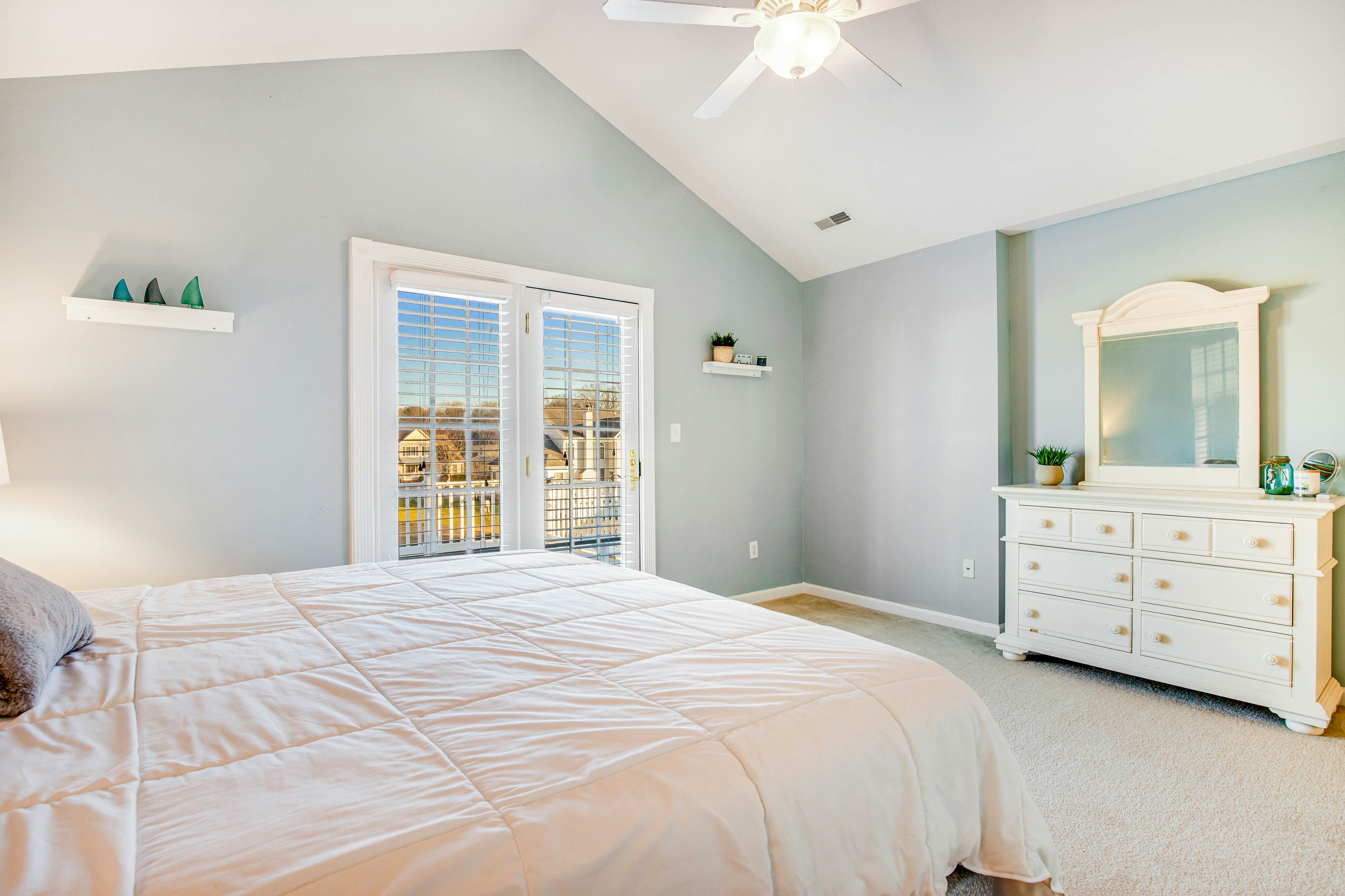 Bethany Lakes - 31302 Terry Cir