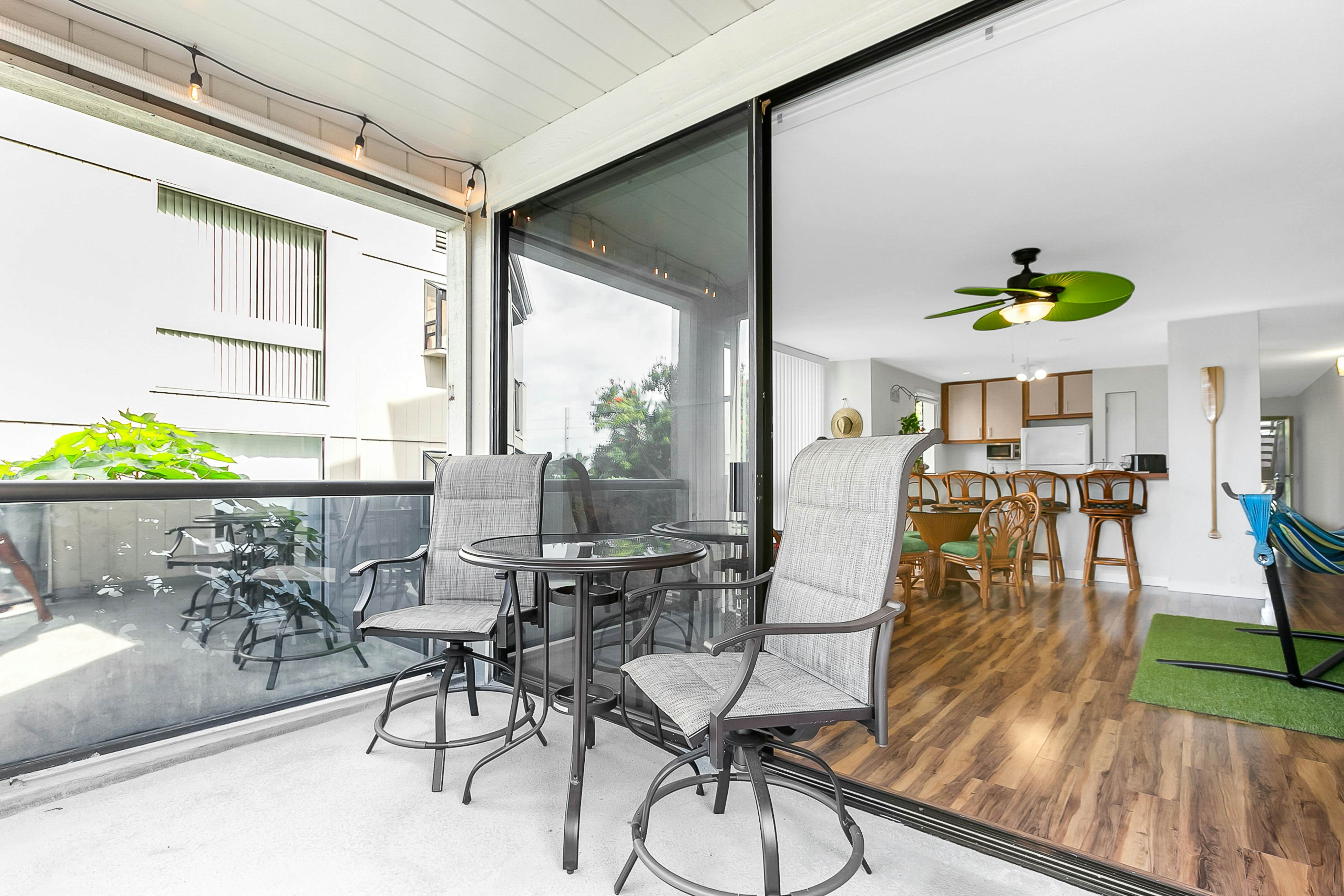 Casa Tropical Kona -Kailua Bay Resort 2-201