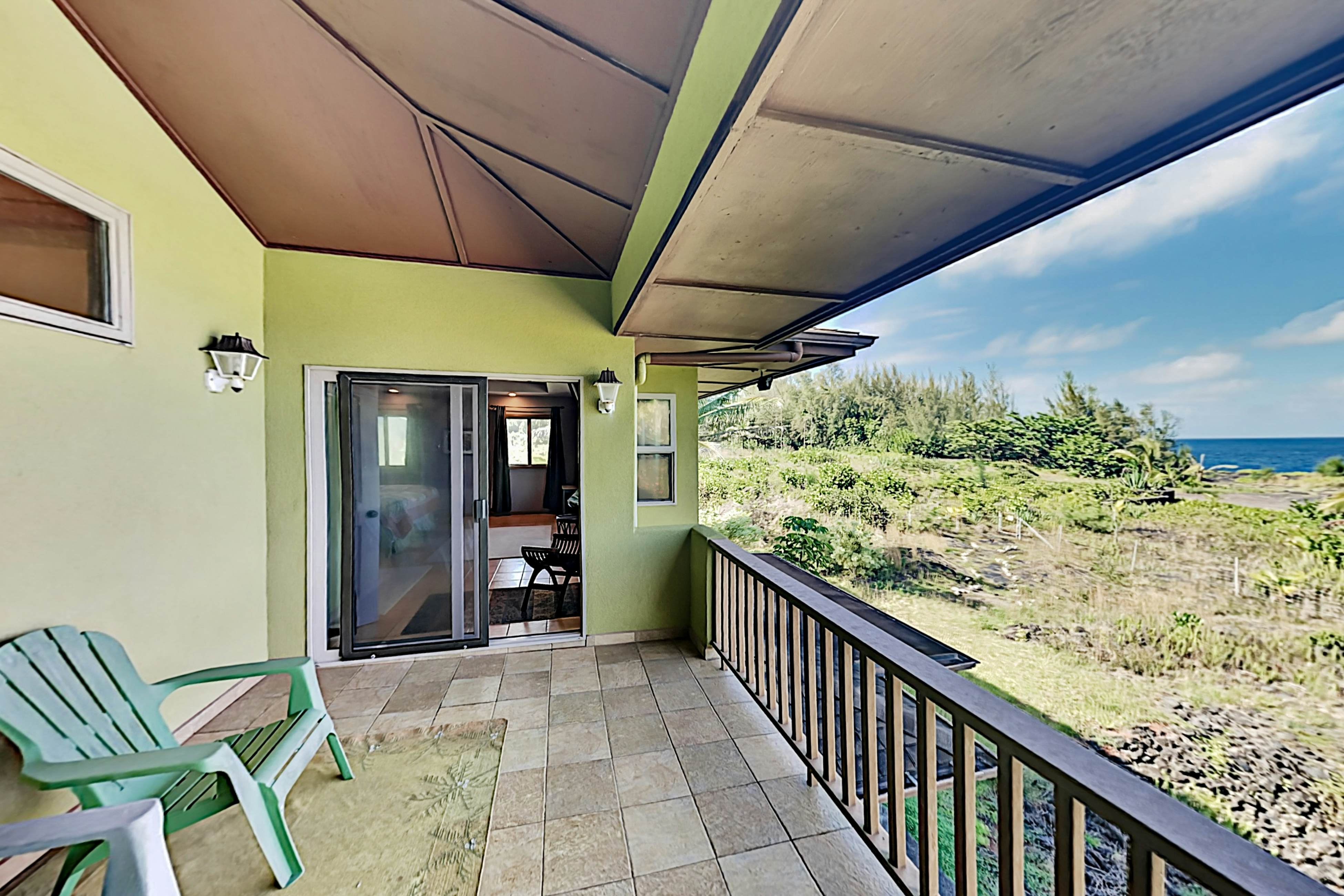 Mele Kai 3 BD Keaau, HI Vacation Rental Vacasa