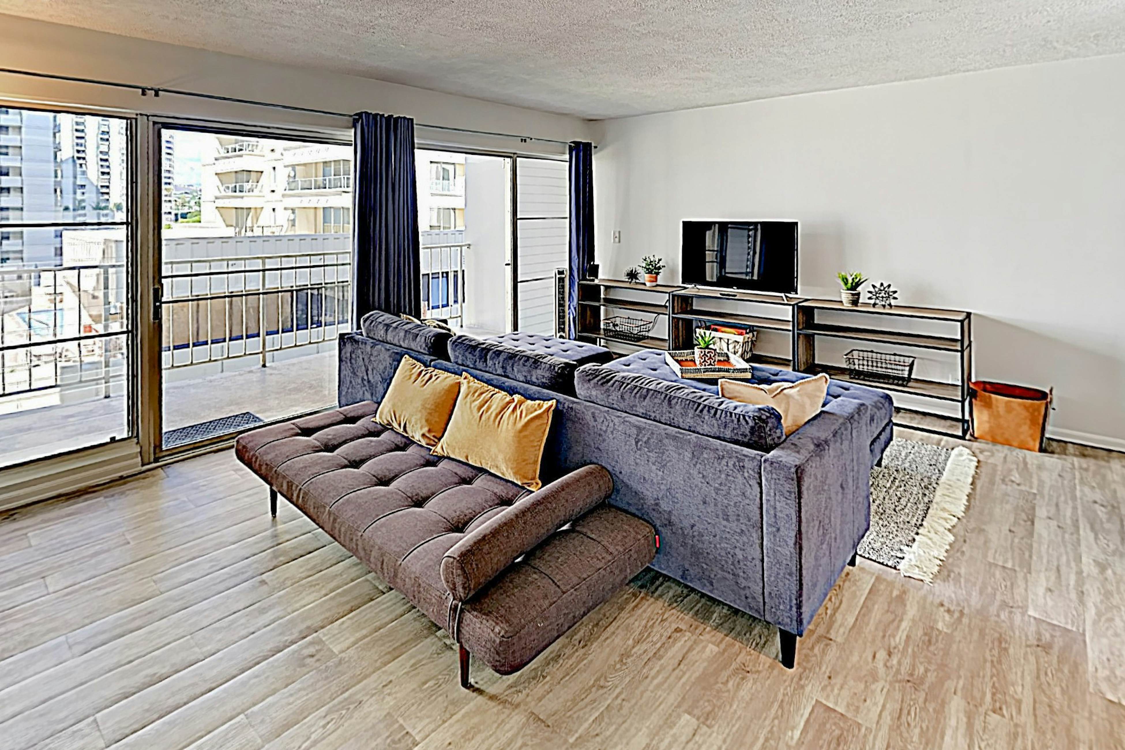 Scandia Towers 502 2 BD Honolulu, HI Vacation Rental Vacasa