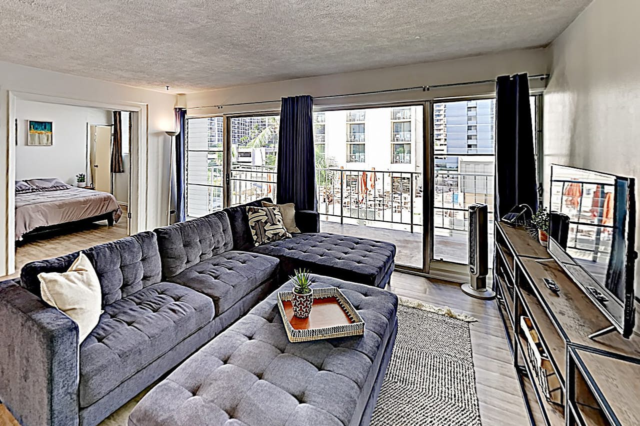 Scandia Towers 502 2 BD Honolulu, HI Vacation Rental Vacasa