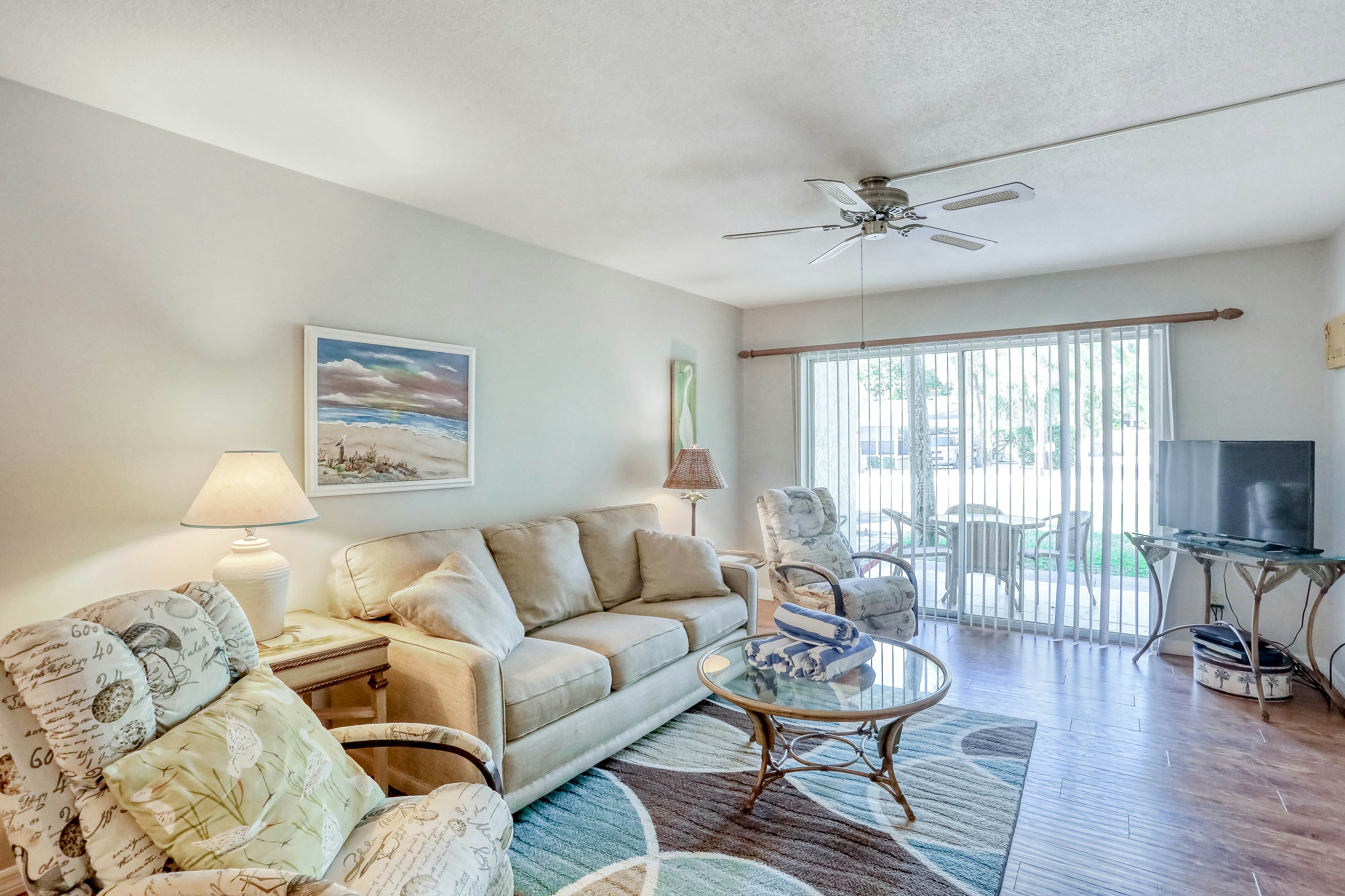 Holmes Beach Vacation Rentals, Beach Rentals, Condos Vacasa