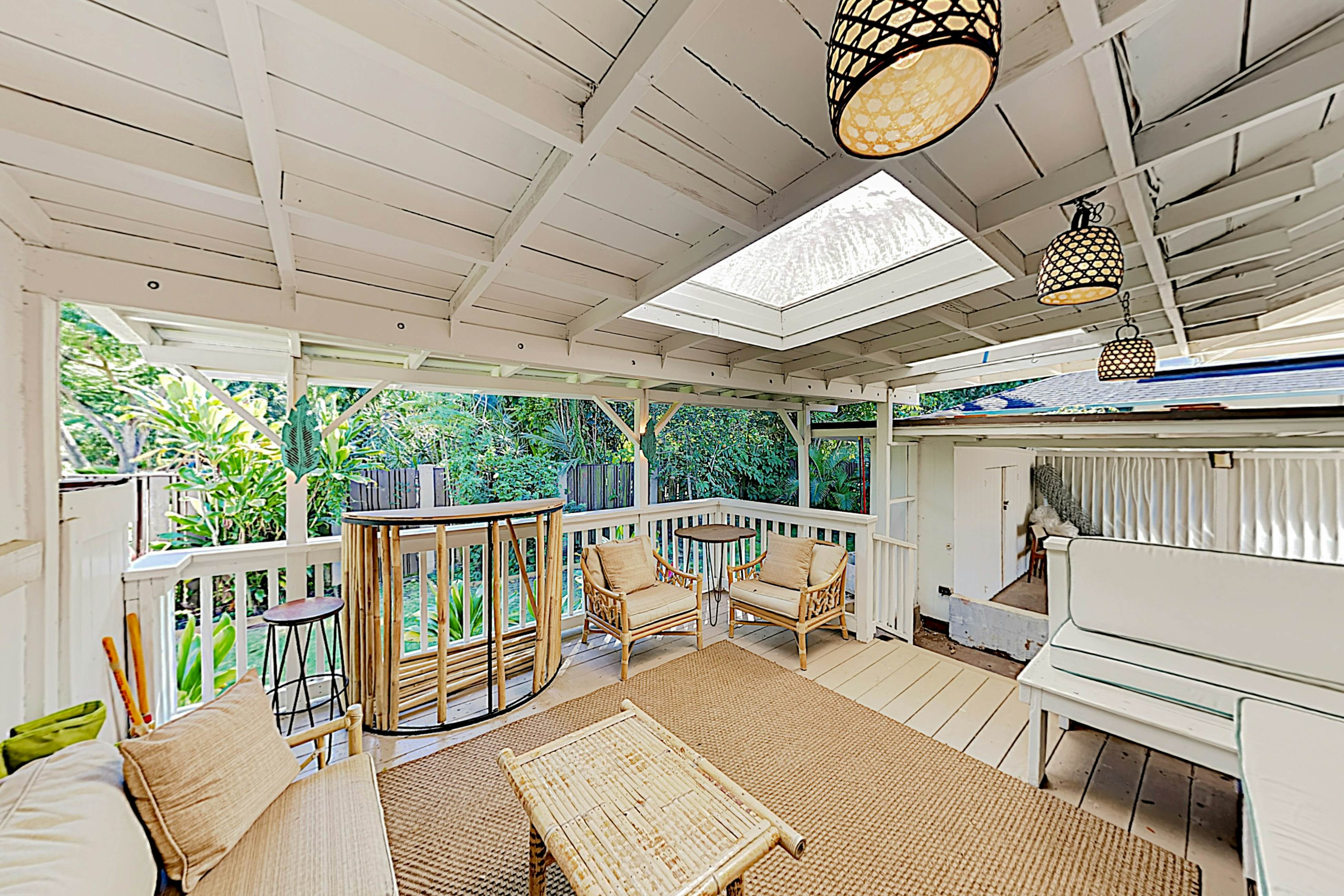 Haleiwa Cottage 30Night Minimum 3 BD Haleiwa, HI Vacation Rental