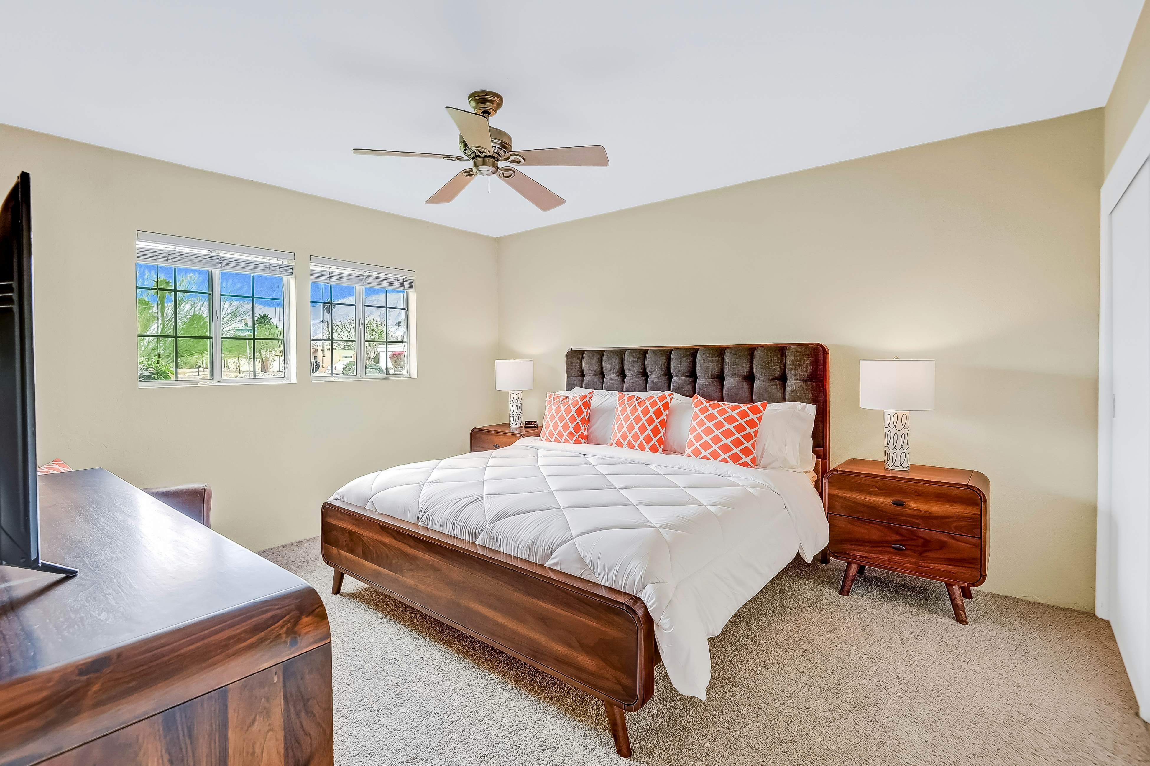 Palm Springs Modern Home - 3972 