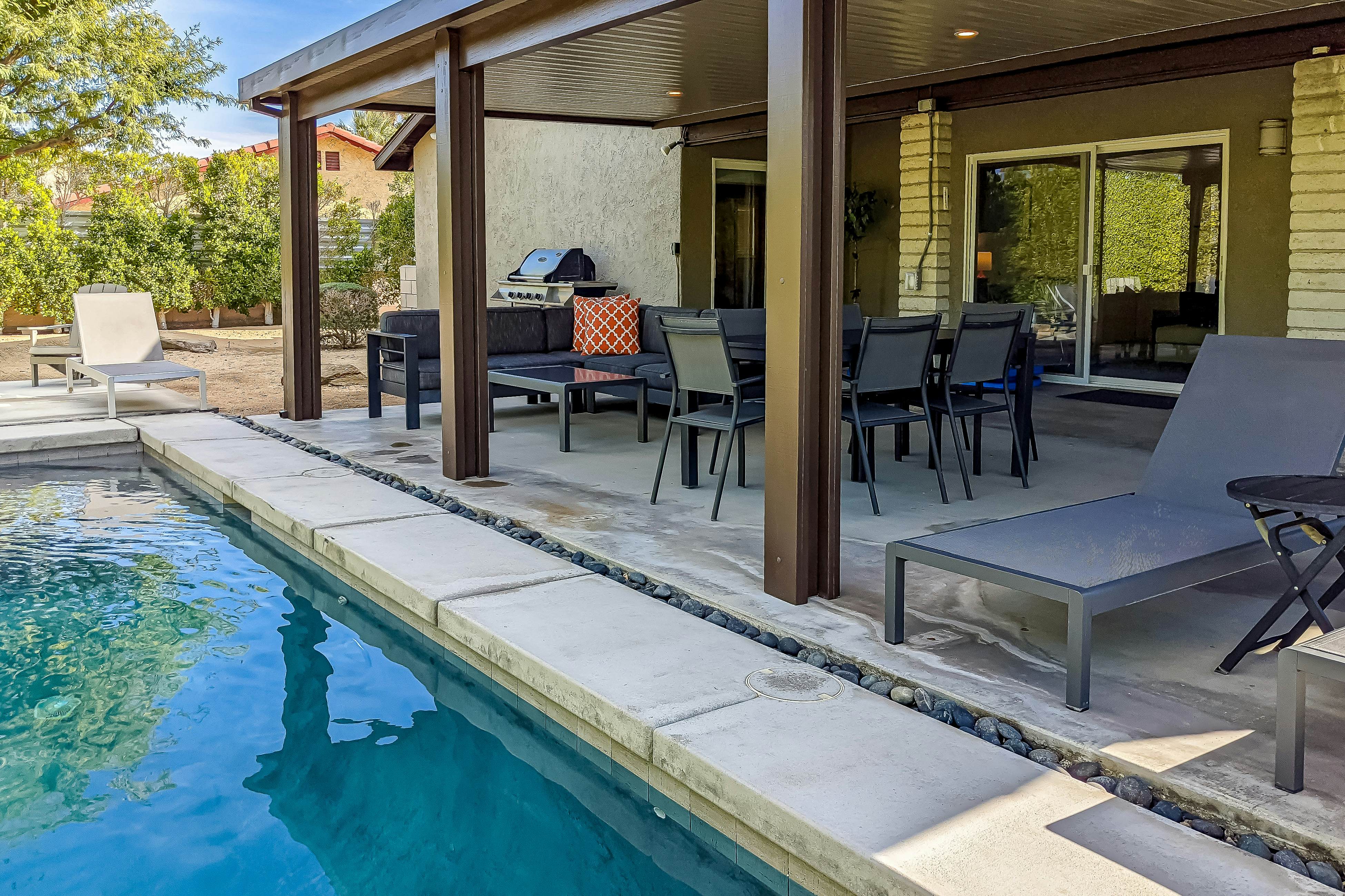 Palm Springs Modern Home - 3972 