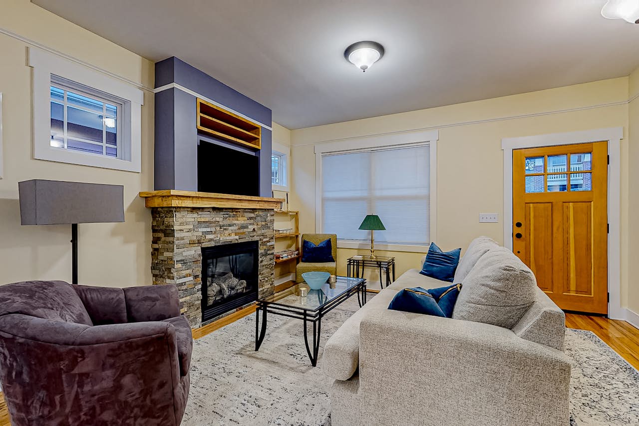Brydcliffe Butte 2 BD Asheville, NC Vacation Rental Vacasa
