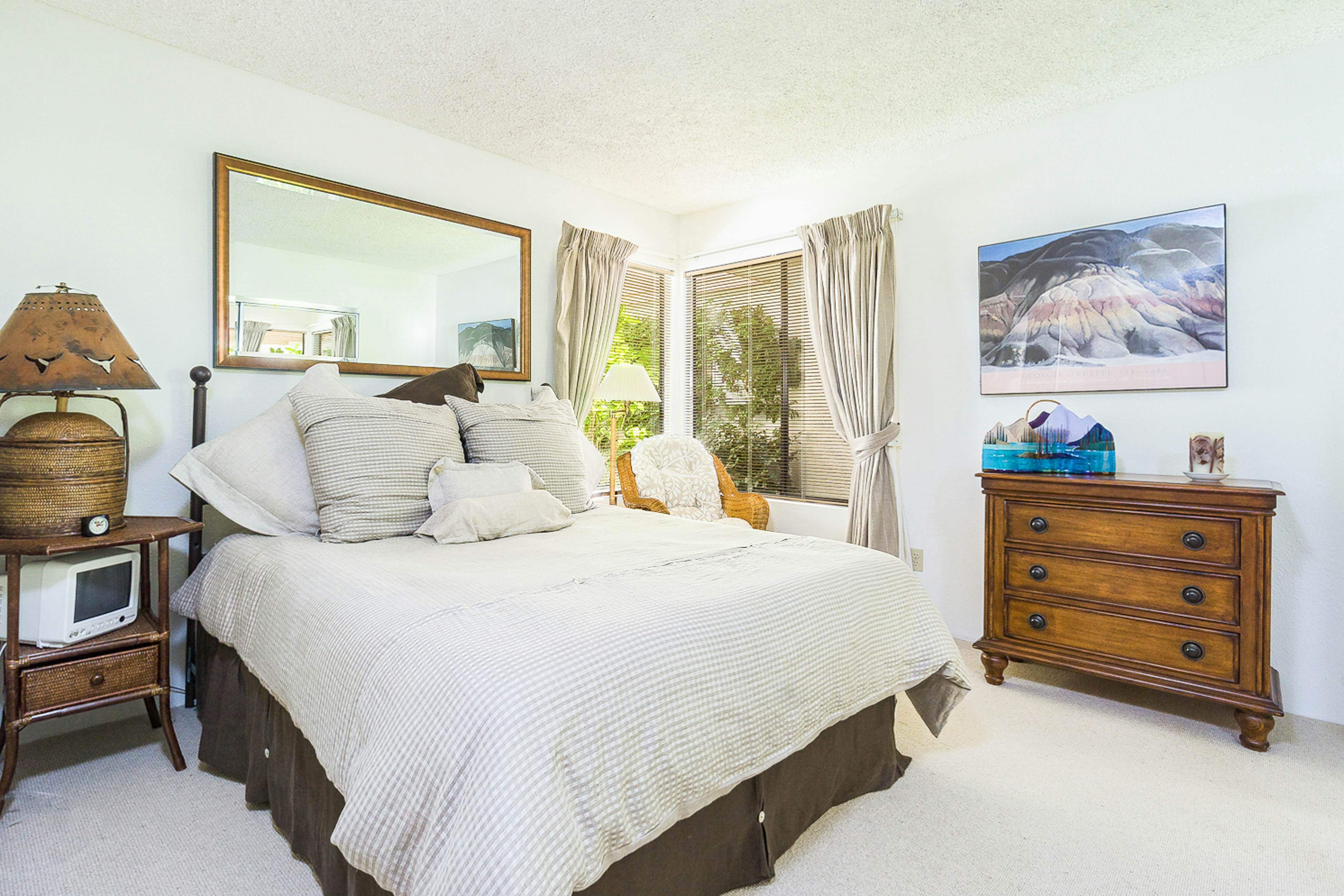 Rancho Mirage Condo 2 BD Rancho Mirage, CA Vacation Rental Vacasa