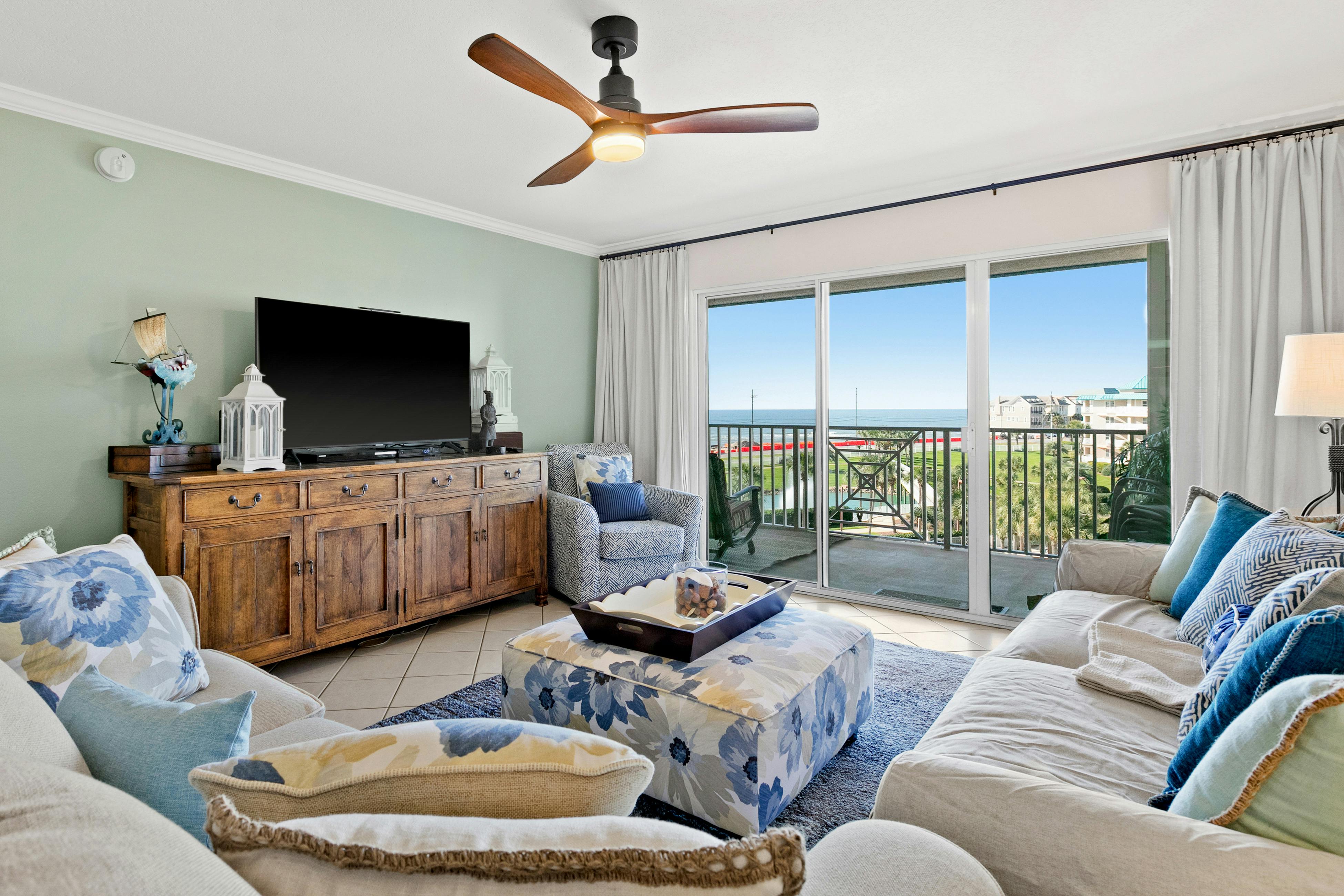 Amalfi Coast Resort, Miramar Beach Condos | Vacasa