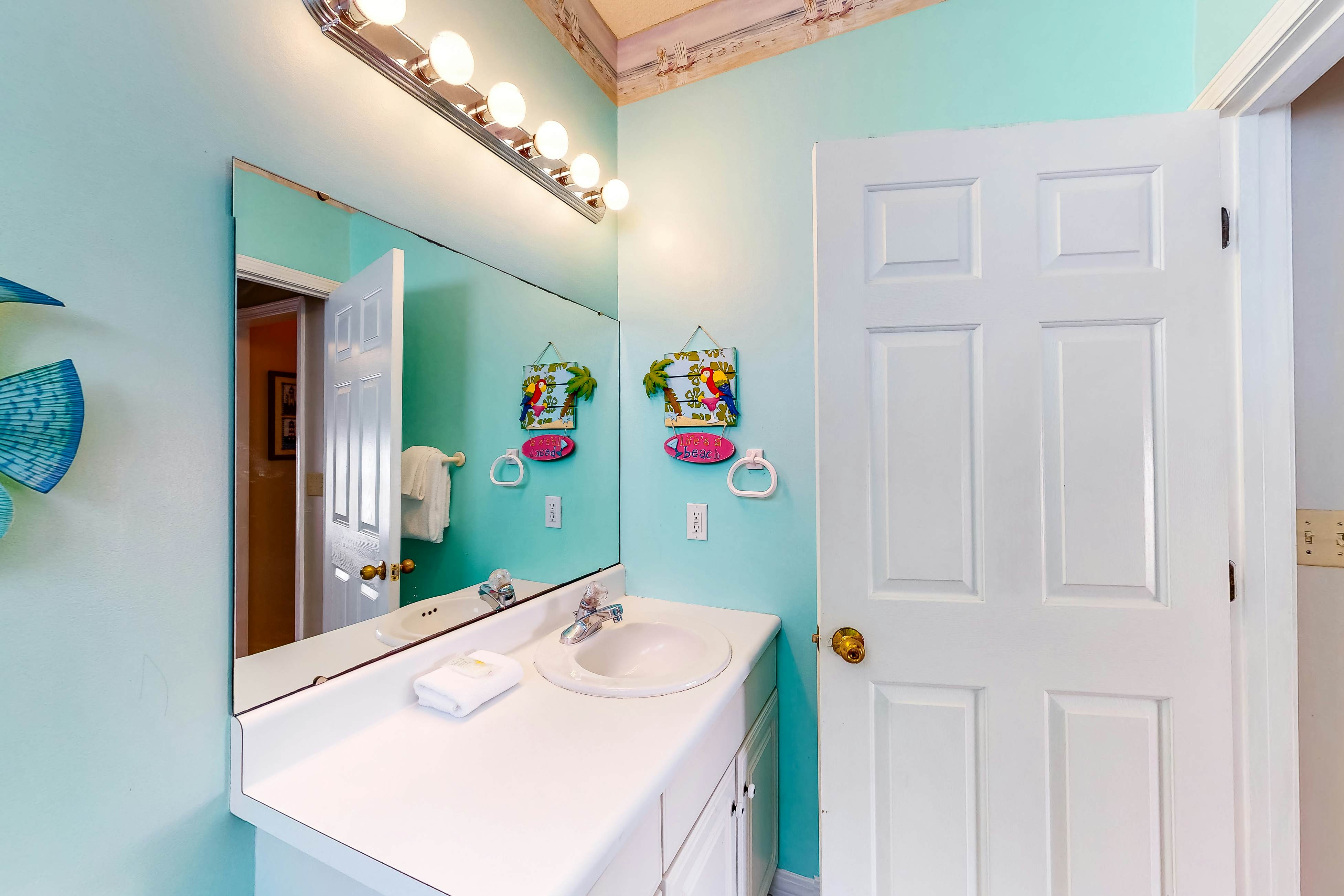 Beach Breeze 4 BD Gulf Shores, AL Vacation Rental Vacasa