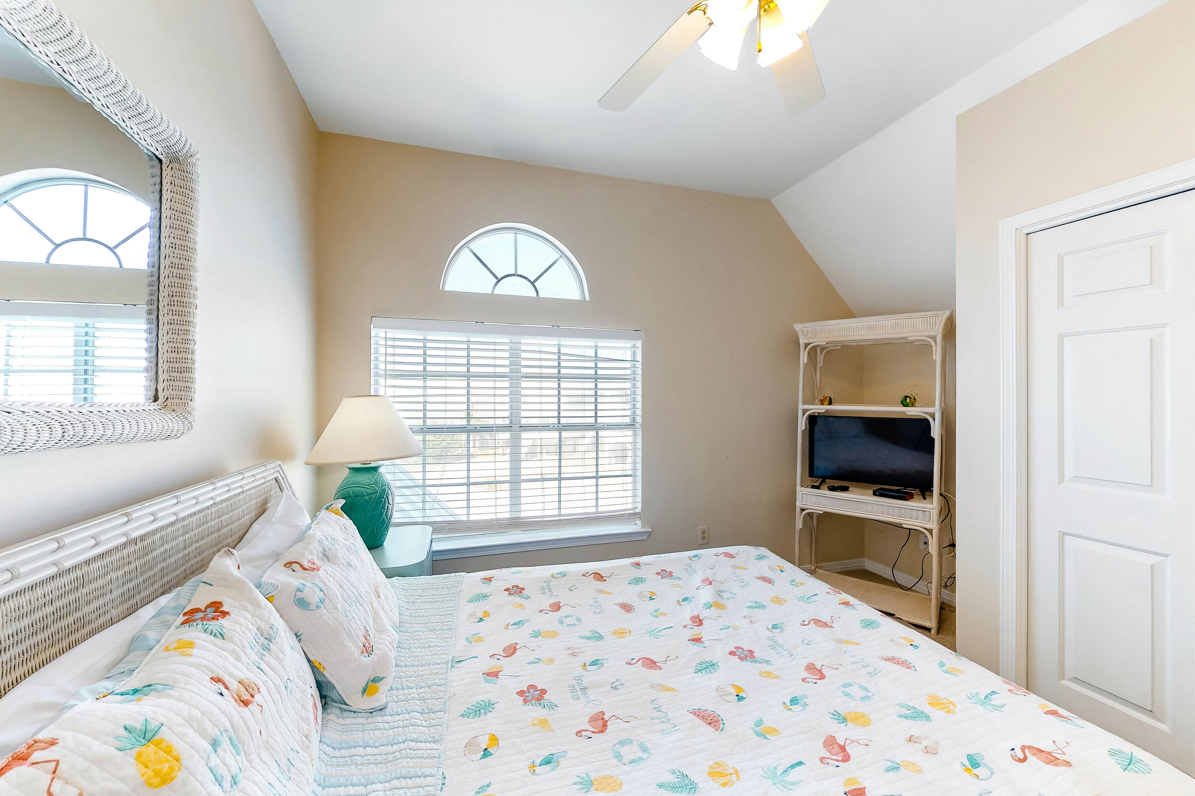 Beach Breeze 4 BD Gulf Shores, AL Vacation Rental Vacasa