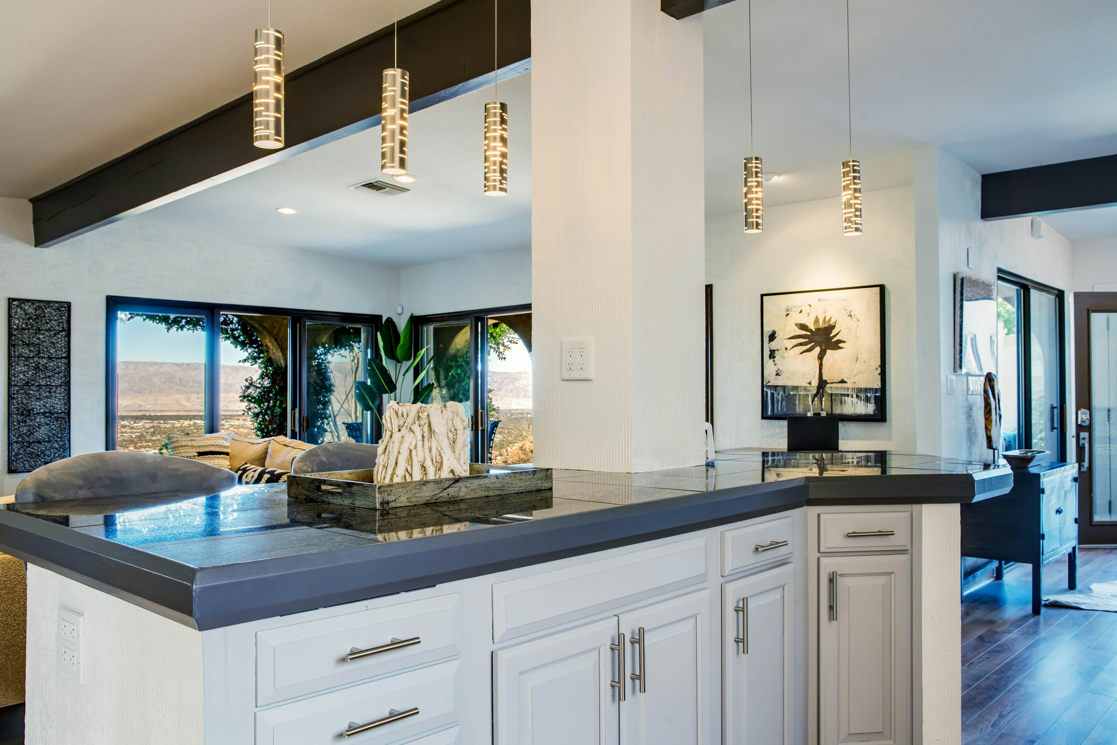 Cliff House - El Paseo Retreat 